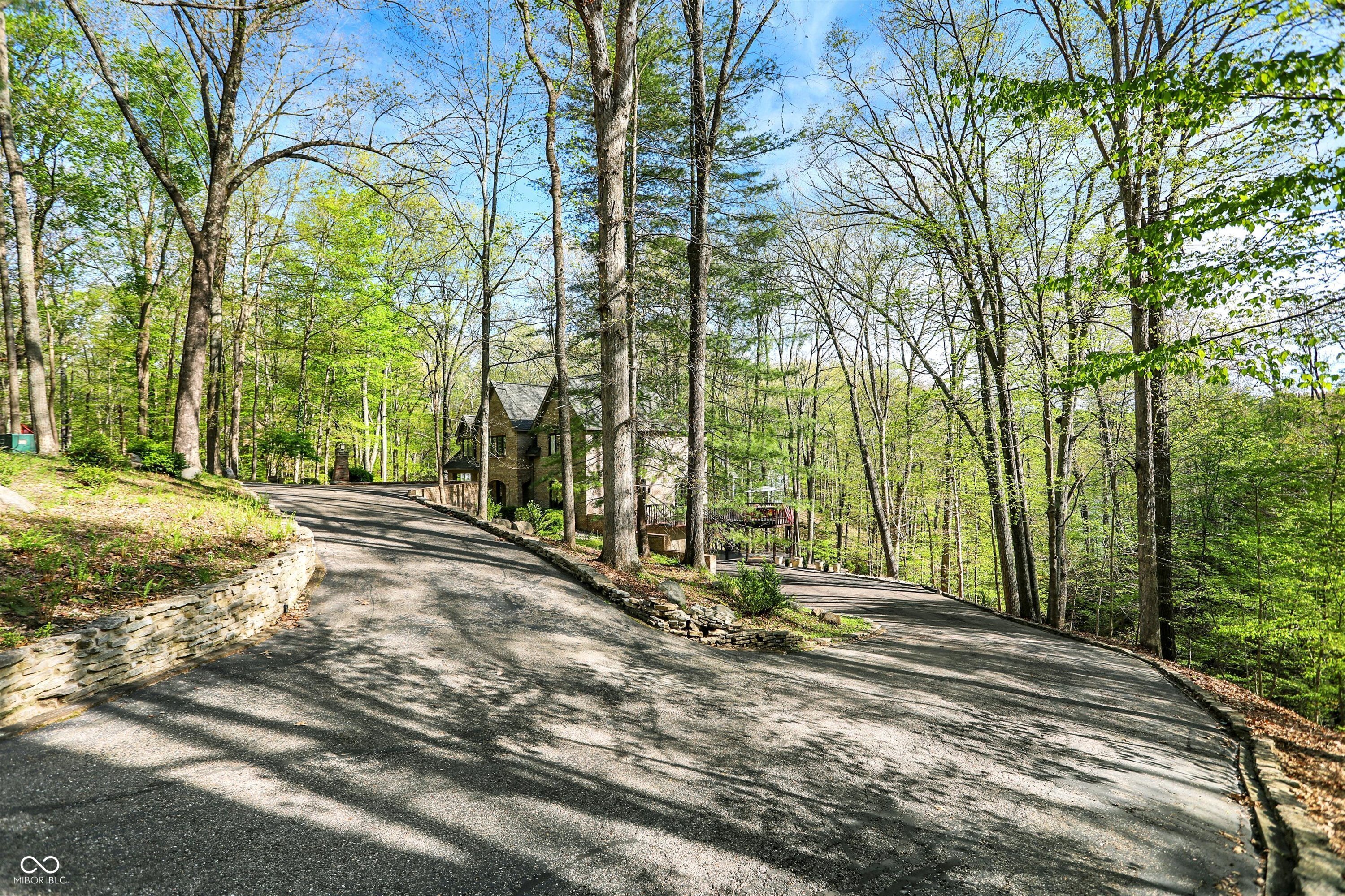 Trafalgar, Indiana, 46181, United States, 4 Bedrooms Bedrooms, ,4 BathroomsBathrooms,Residential,For Sale,1981773