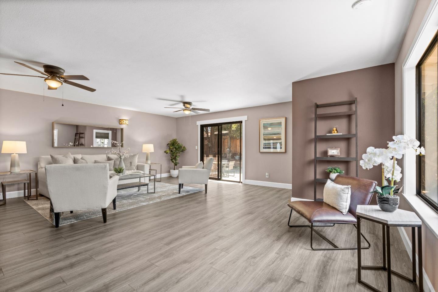Hollister, California, 95023, United States, 3 Bedrooms Bedrooms, ,2 BathroomsBathrooms,Residential,For Sale,1903543