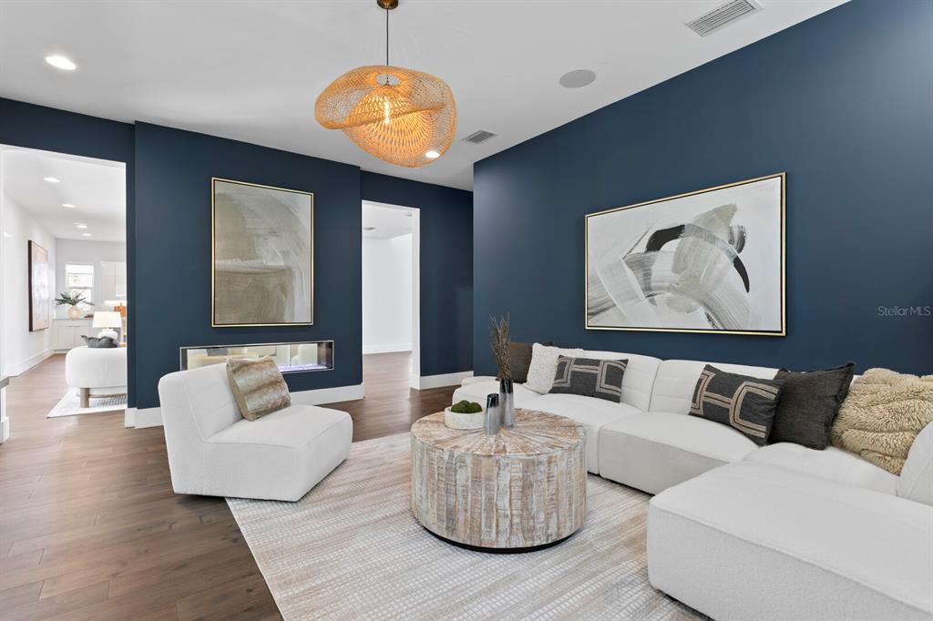 Tampa, Florida, 33606, United States, 5 Bedrooms Bedrooms, ,7 BathroomsBathrooms,Residential,For Sale,1779017