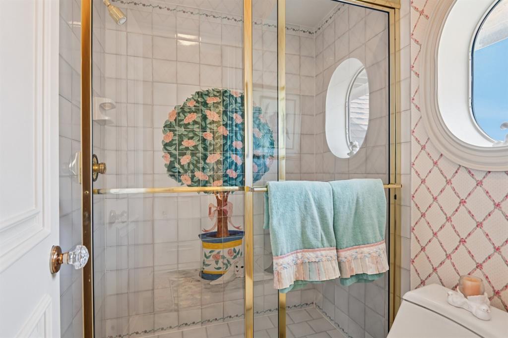 Arlington, Texas, 76013, United States, 3 Bedrooms Bedrooms, ,4 BathroomsBathrooms,Residential,For Sale,2027949