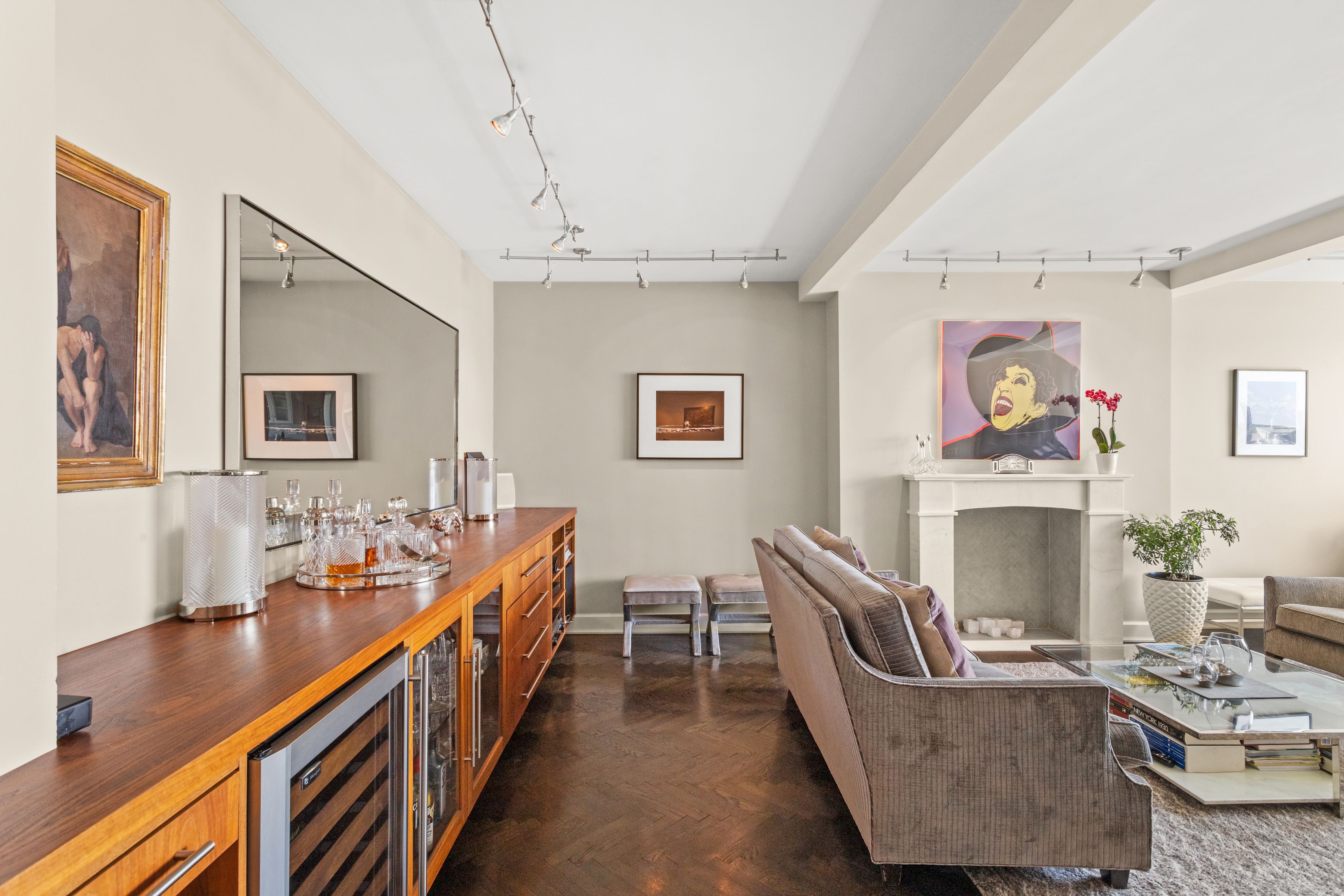 5 Riverside Dr, New York, NY 10023