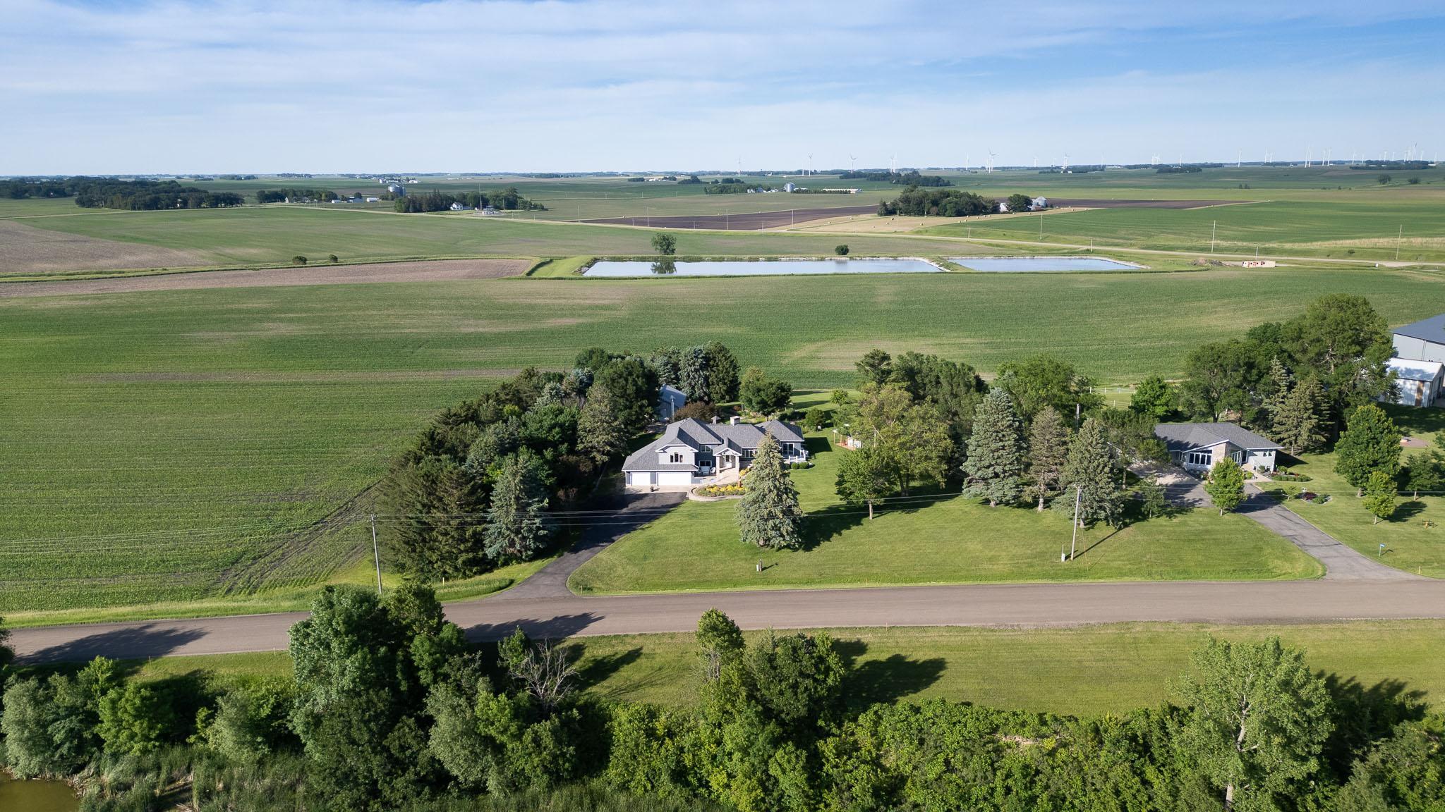 Alden, Minnesota, 56009, United States, 4 Bedrooms Bedrooms, ,1 BathroomBathrooms,Residential,For Sale,1920327