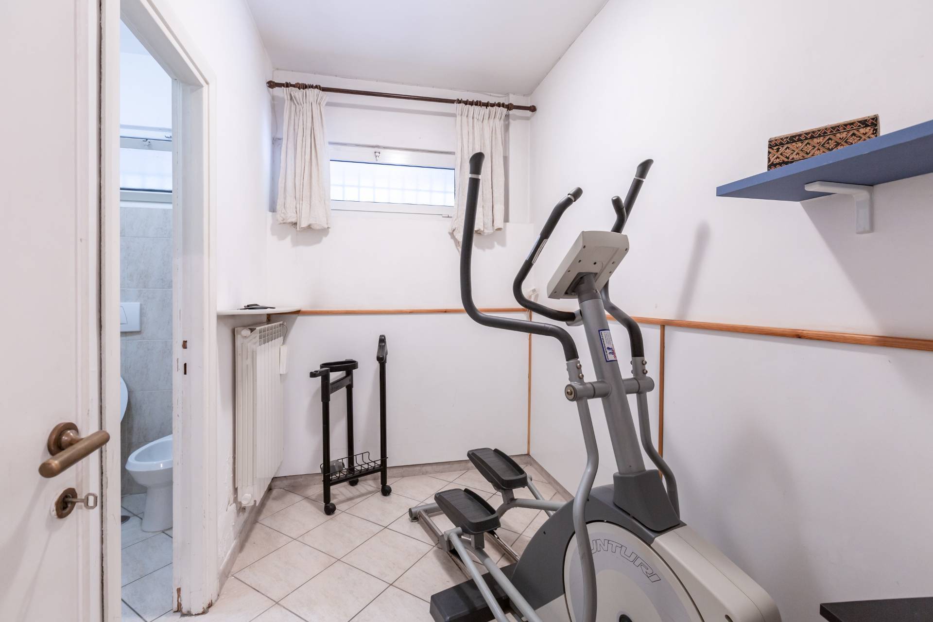 Roma, Roma, 00100, IT, 4 Bedrooms Bedrooms, ,4 BathroomsBathrooms,Residential,For Sale,1992075