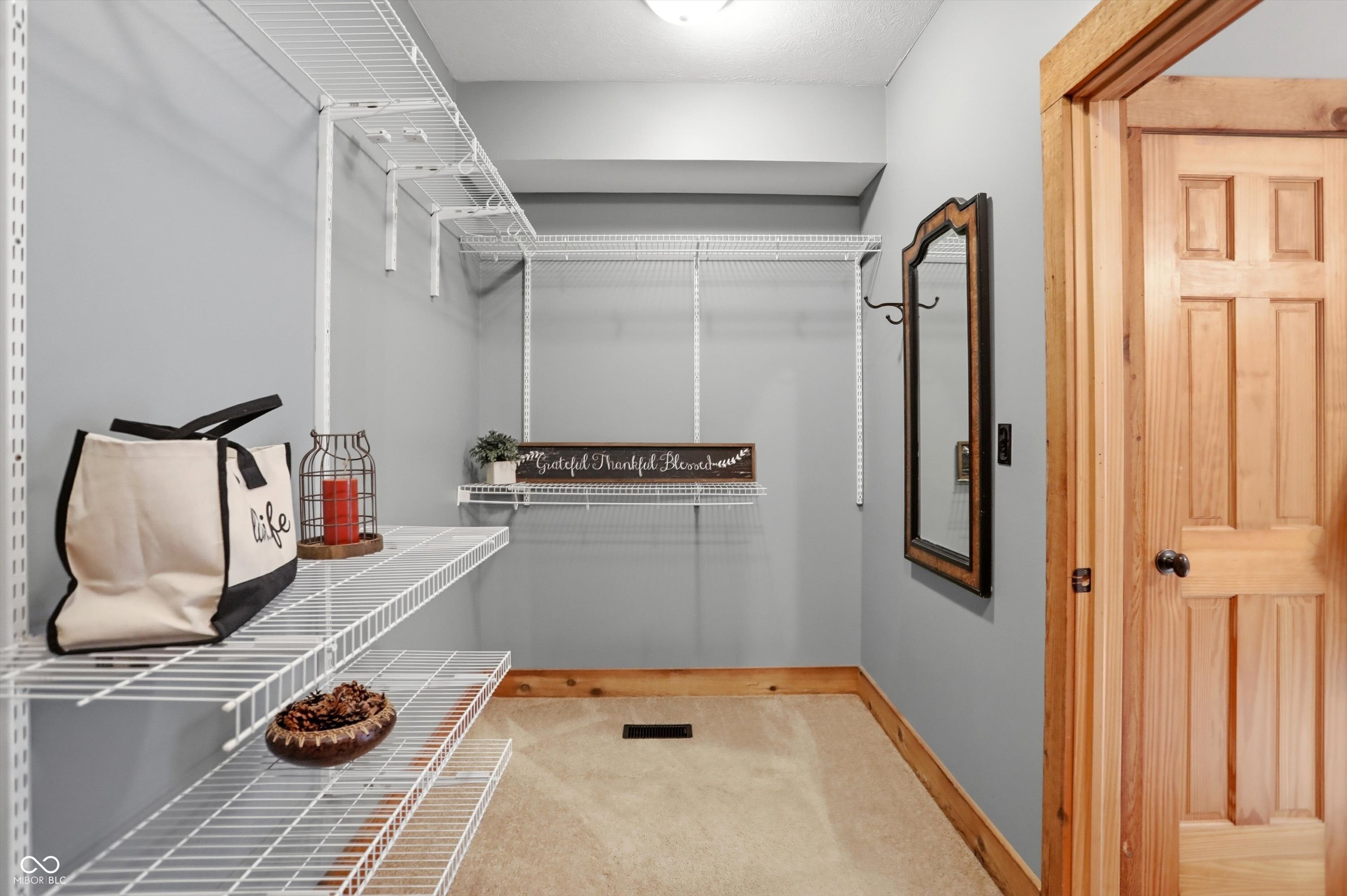 Unionville, Indiana, 47468, United States, 5 Bedrooms Bedrooms, ,5 BathroomsBathrooms,Residential,For Sale,1975333