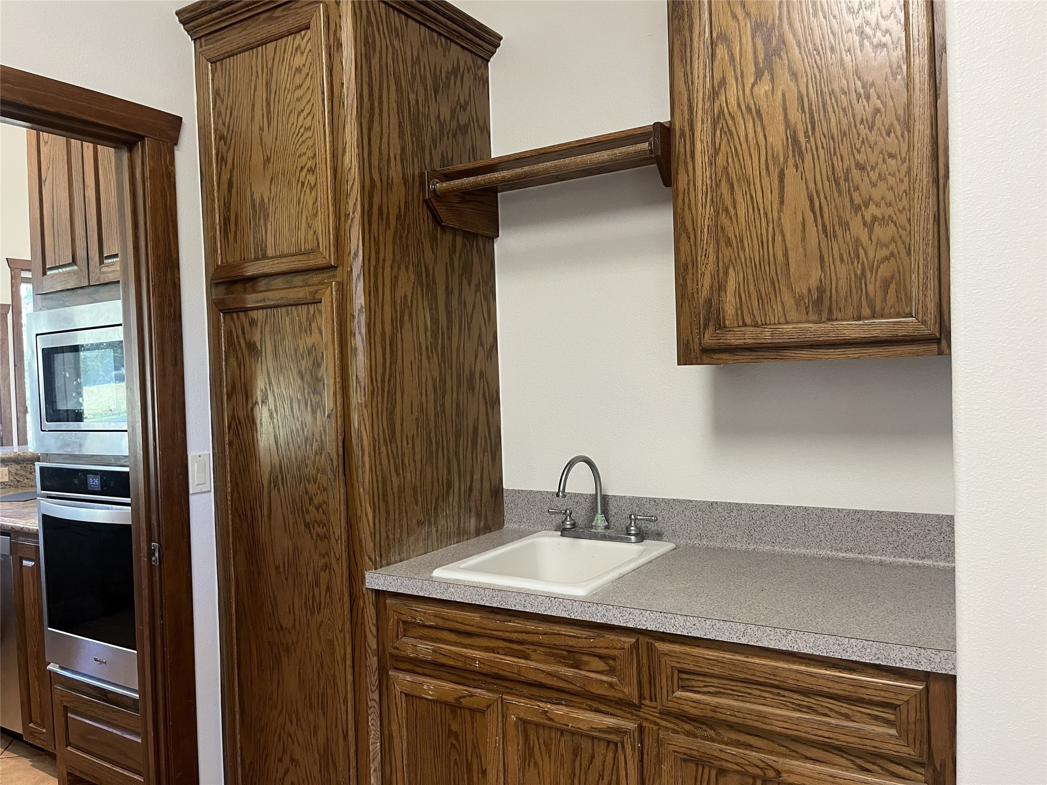 Montgomery, Texas, 77316, United States, 4 Bedrooms Bedrooms, ,3 BathroomsBathrooms,Residential,For Sale,1988300