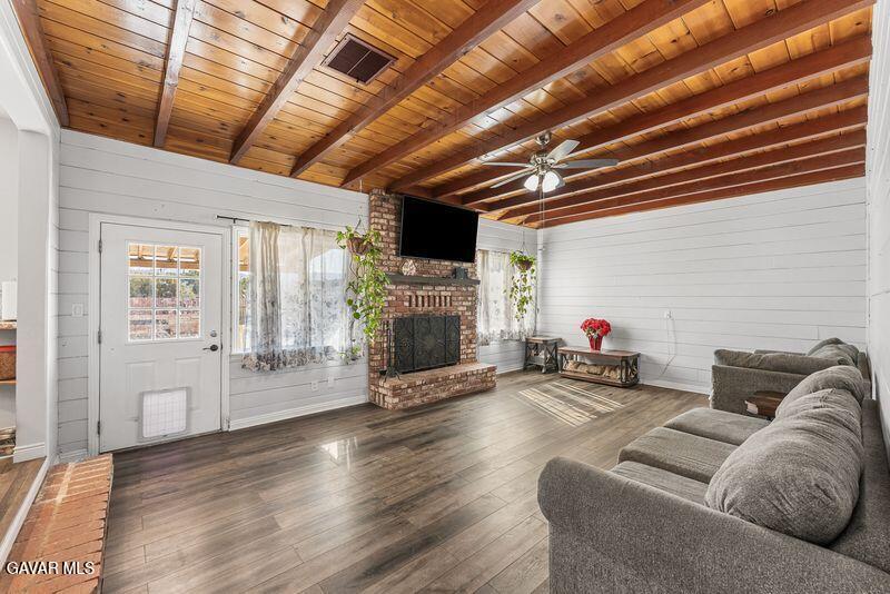 Lancaster, California, 93536, United States, 3 Bedrooms Bedrooms, ,2 BathroomsBathrooms,Residential,For Sale,2018083