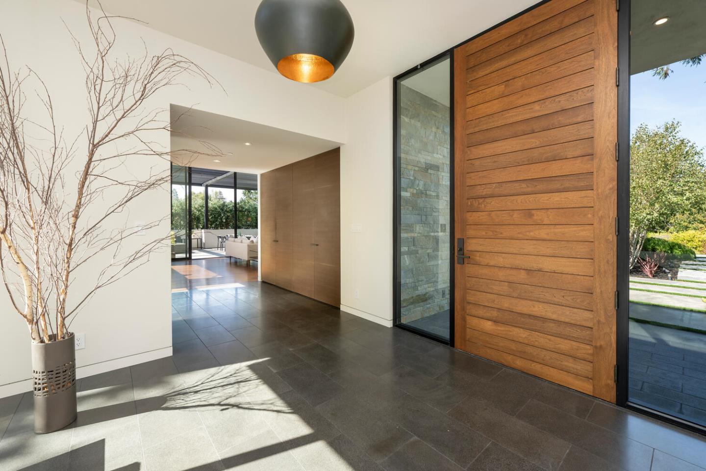 Hillsborough, California, 94010, United States, 4 Bedrooms Bedrooms, ,4 BathroomsBathrooms,Residential,For Sale,1940543