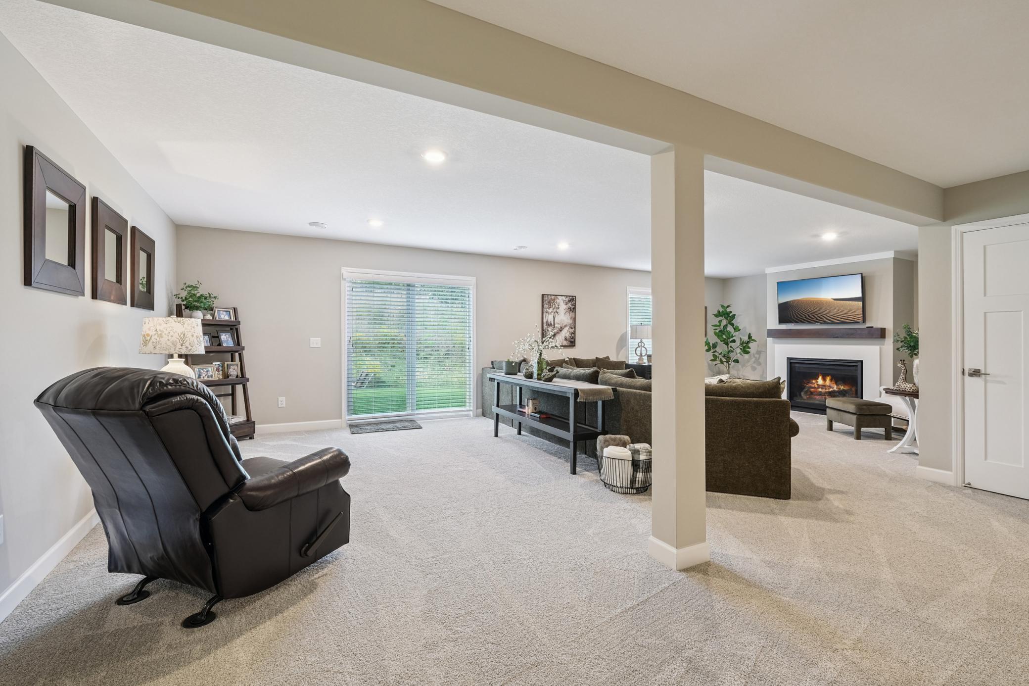 Chanhassen, Minnesota, 55317, United States, 4 Bedrooms Bedrooms, ,2 BathroomsBathrooms,Residential,For Sale,1950740