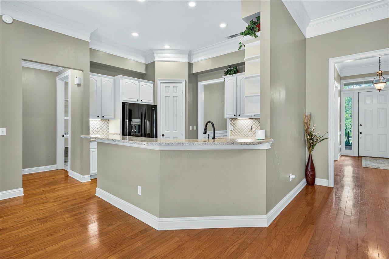Tallahassee, Florida, 32309, United States, 4 Bedrooms Bedrooms, ,3 BathroomsBathrooms,Residential,For Sale,1805421