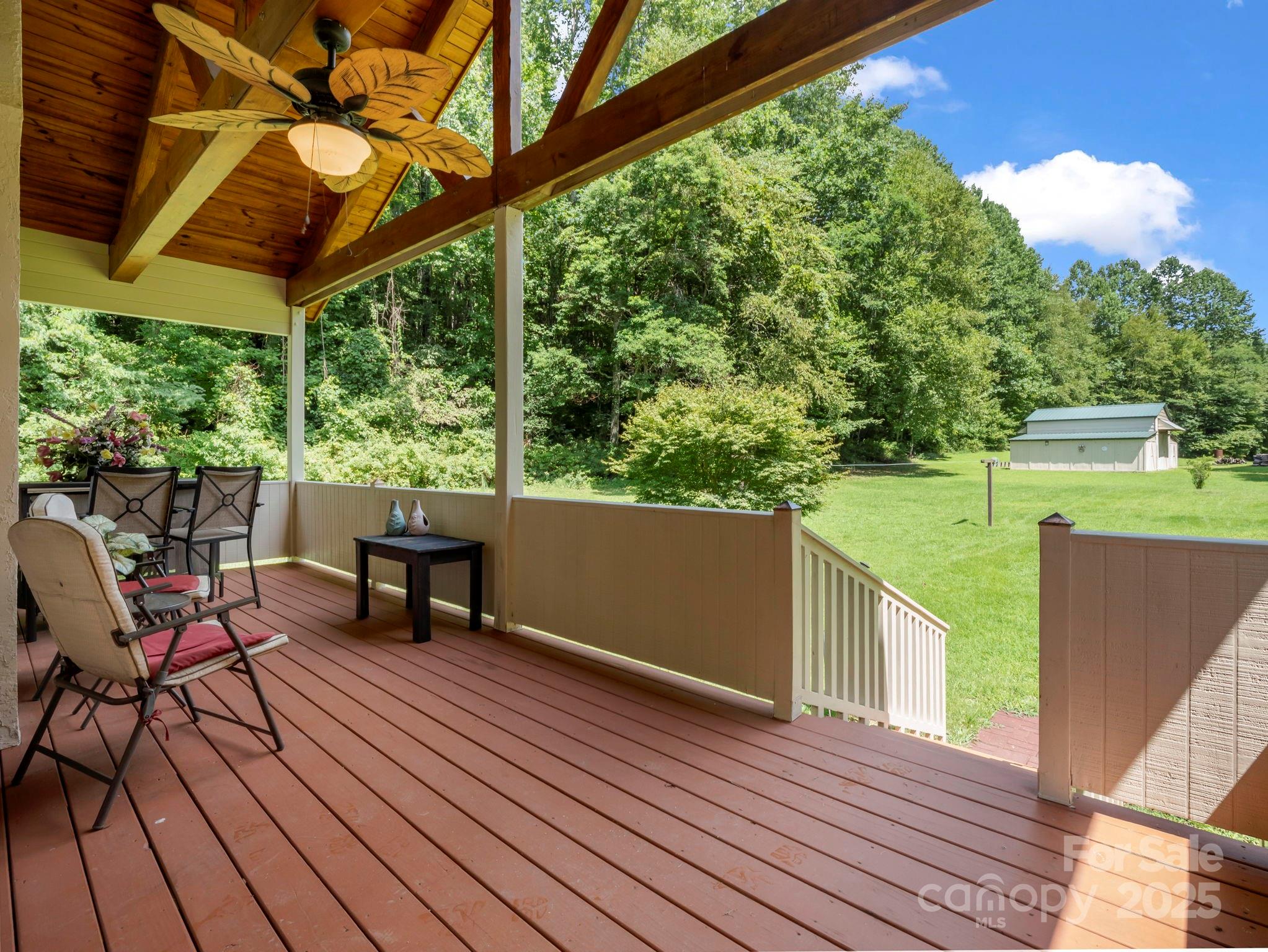 Saluda, North Carolina, 28773, United States, 3 Bedrooms Bedrooms, ,2 BathroomsBathrooms,Residential,For Sale,1978569