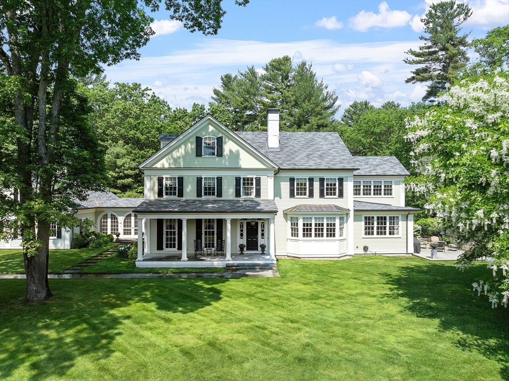 Concord, Massachusetts, 01742, United States, 6 Bedrooms Bedrooms, ,7 BathroomsBathrooms,Residential,For Sale,1938993