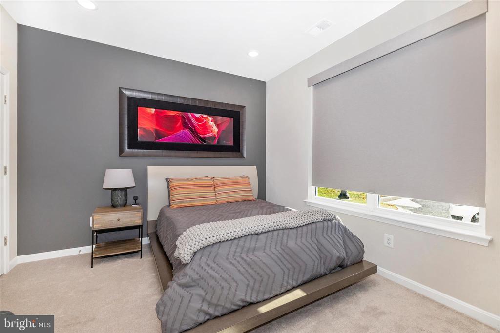 Frederick, Maryland, 21701, United States, 4 Bedrooms Bedrooms, ,4 BathroomsBathrooms,Residential,For Sale,2005194