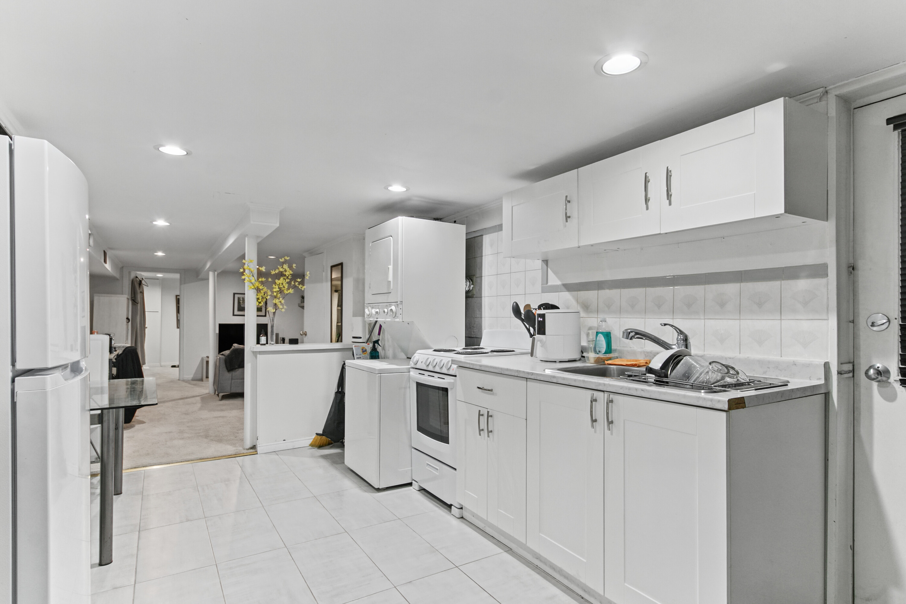  411 Wellesley Street E - 物件實景
