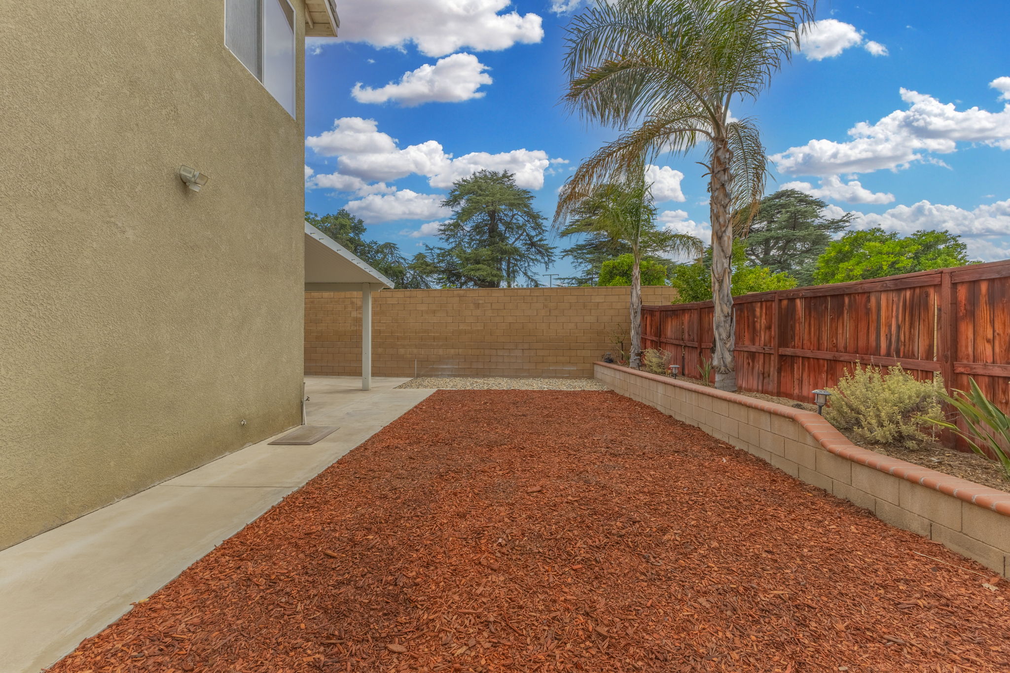 Redlands, California, 92374, United States, 6 Bedrooms Bedrooms, ,4 BathroomsBathrooms,Residential,For Sale,1923576
