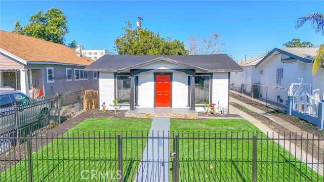 Los Angeles, California, 90044, United States, 2 Bedrooms Bedrooms, ,1 BathroomBathrooms,Residential,For Sale,2002532