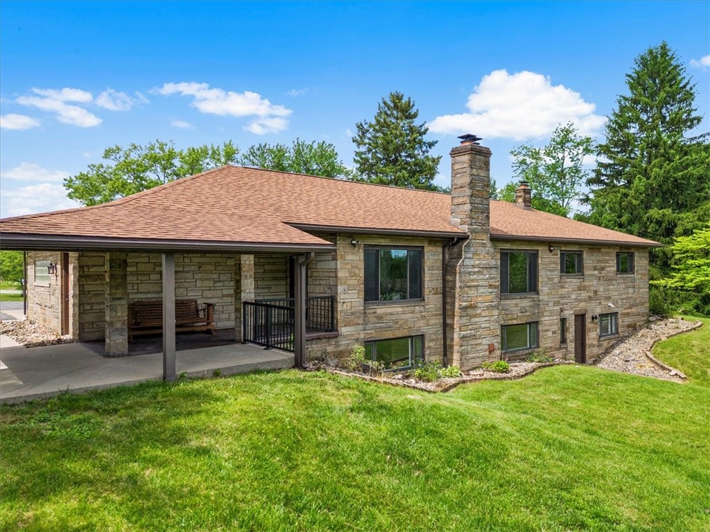 Center Twp, Pennsylvania, 15061, United States, 3 Bedrooms Bedrooms, ,3 BathroomsBathrooms,Residential,For Sale,1883463