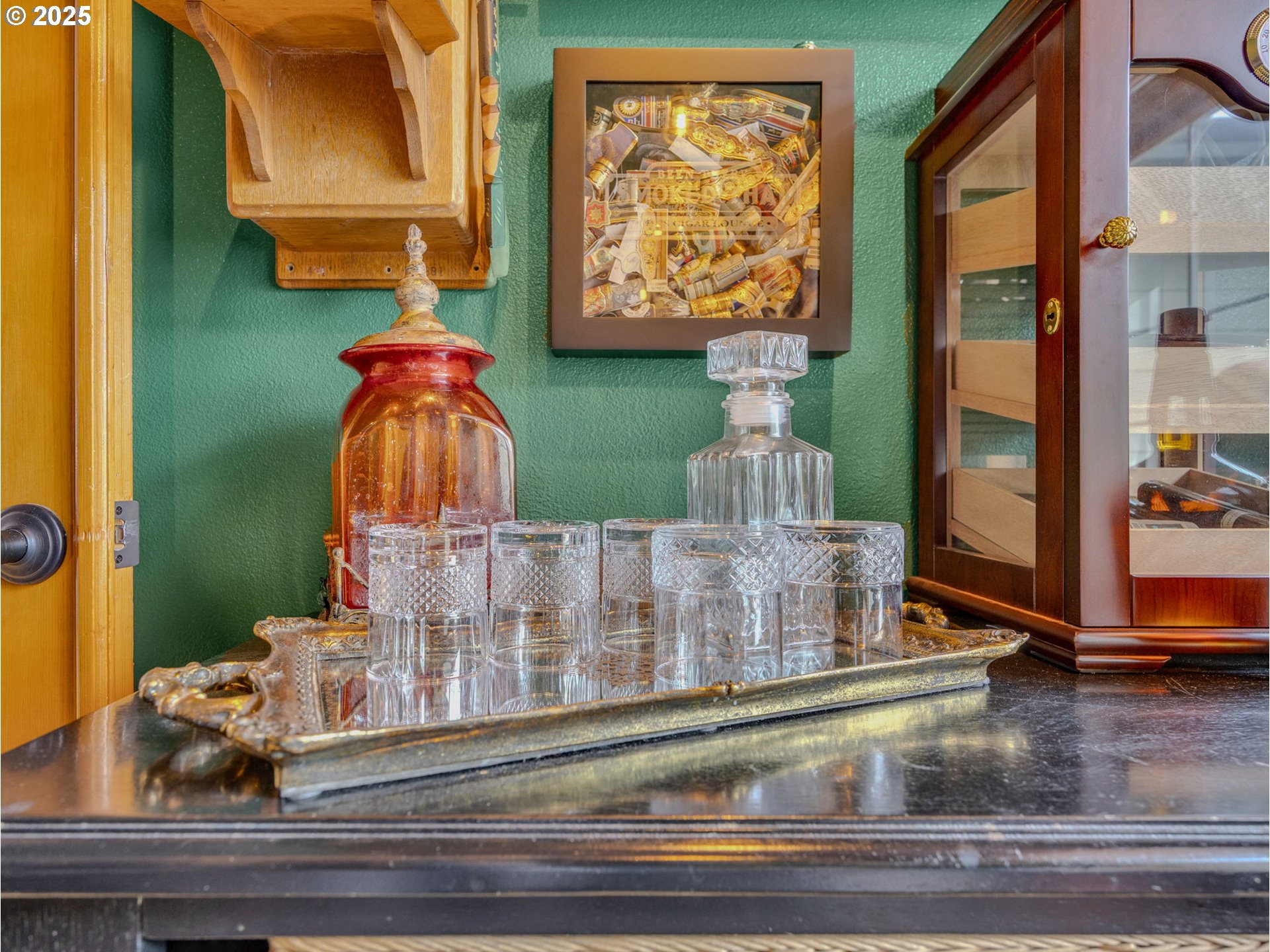 Troutdale, Oregon, 97060, United States, 3 Bedrooms Bedrooms, ,2 BathroomsBathrooms,Residential,For Sale,1996505