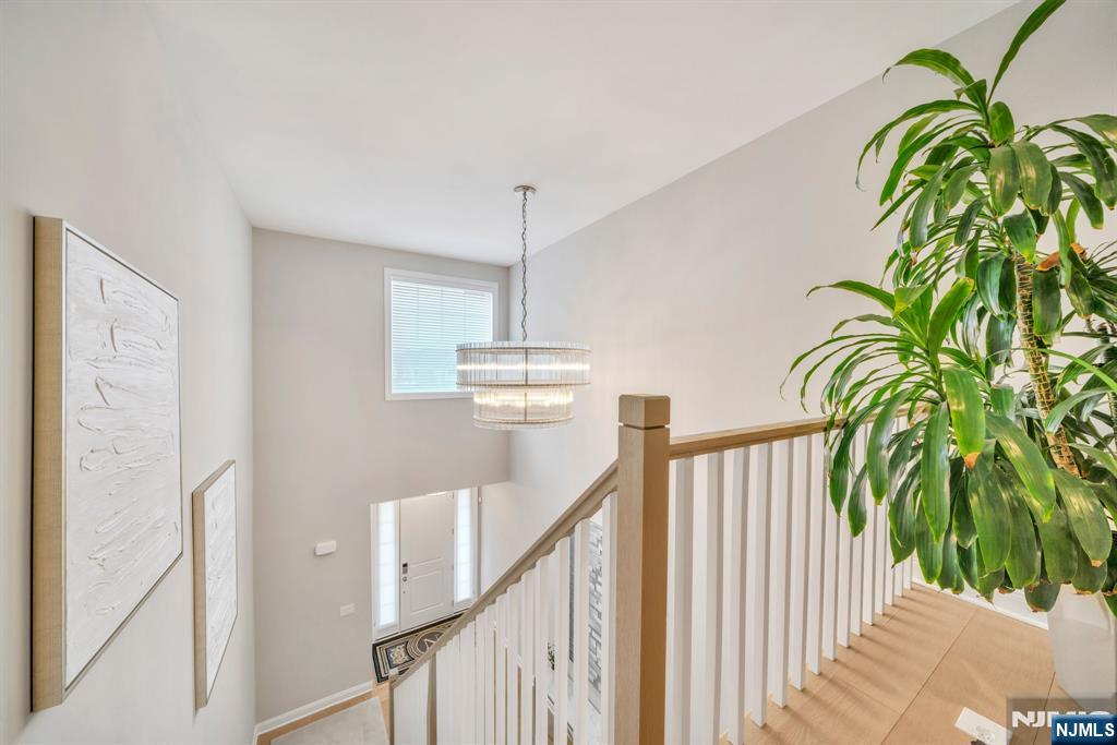 River Vale, New Jersey, 07675, United States, 3 Bedrooms Bedrooms, ,5 BathroomsBathrooms,Residential,For Sale,1906590