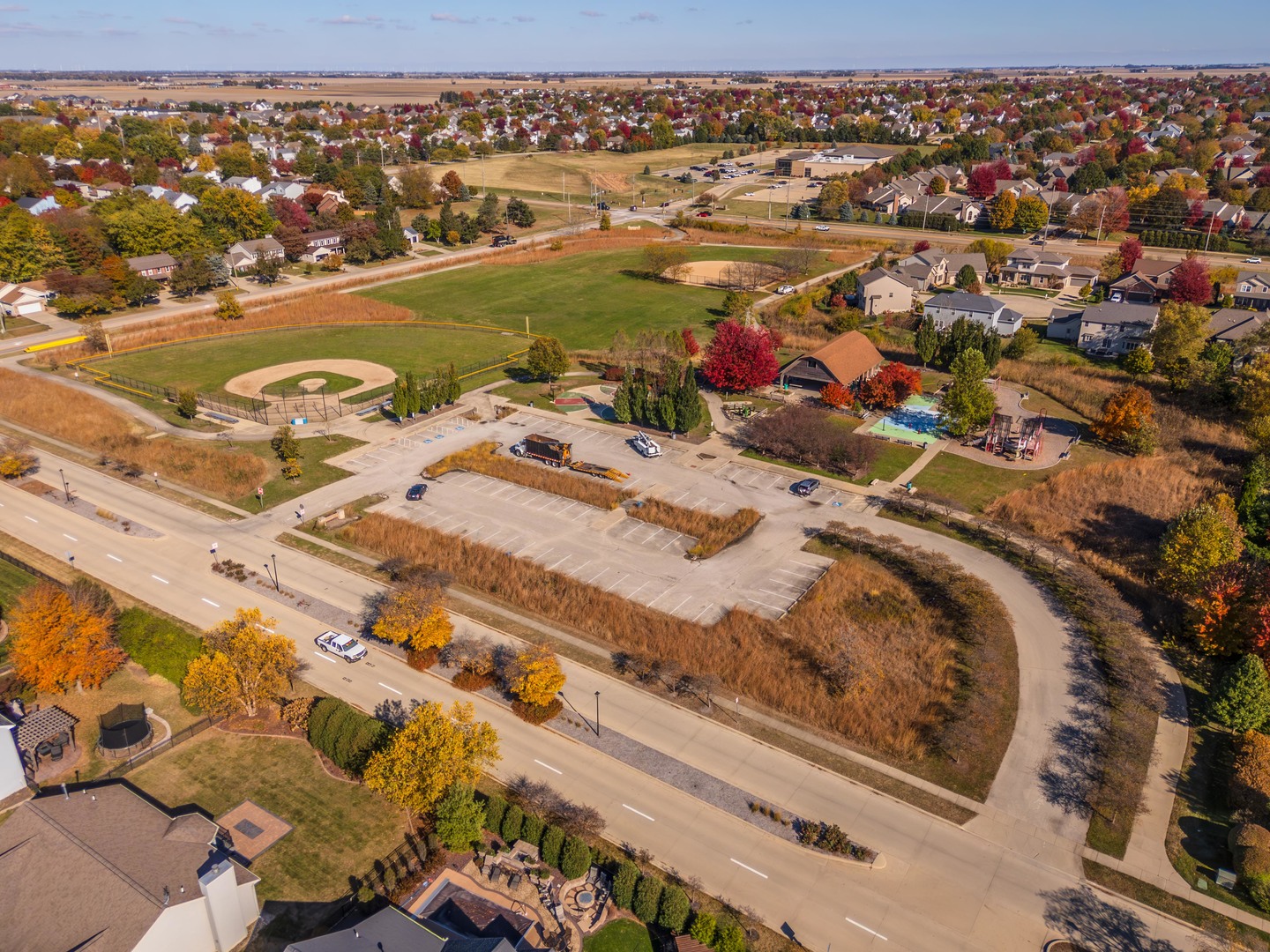 Bloomington, Illinois, 61704, United States, 4 Bedrooms Bedrooms, ,4 BathroomsBathrooms,Residential,For Sale,1996110