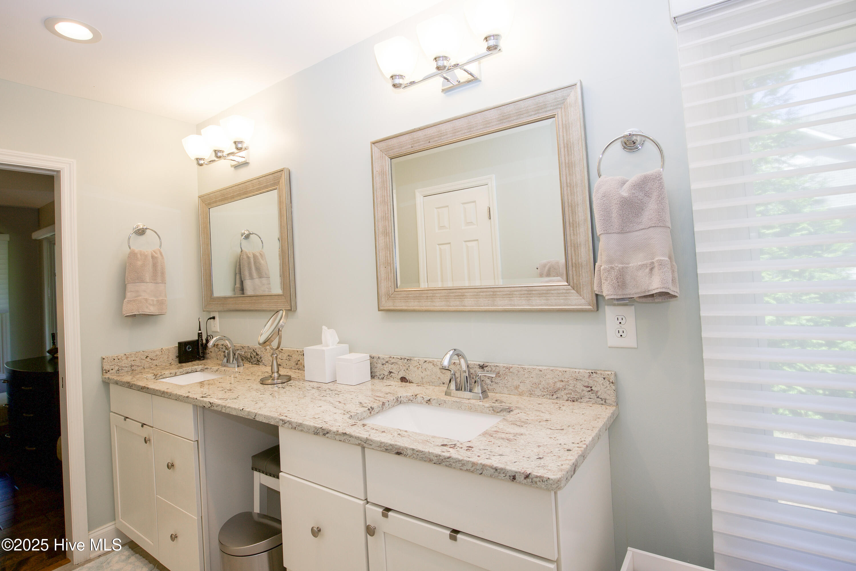 Pinehurst, North Carolina, 28374, United States, 3 Bedrooms Bedrooms, ,2 BathroomsBathrooms,Residential,For Sale,1874358