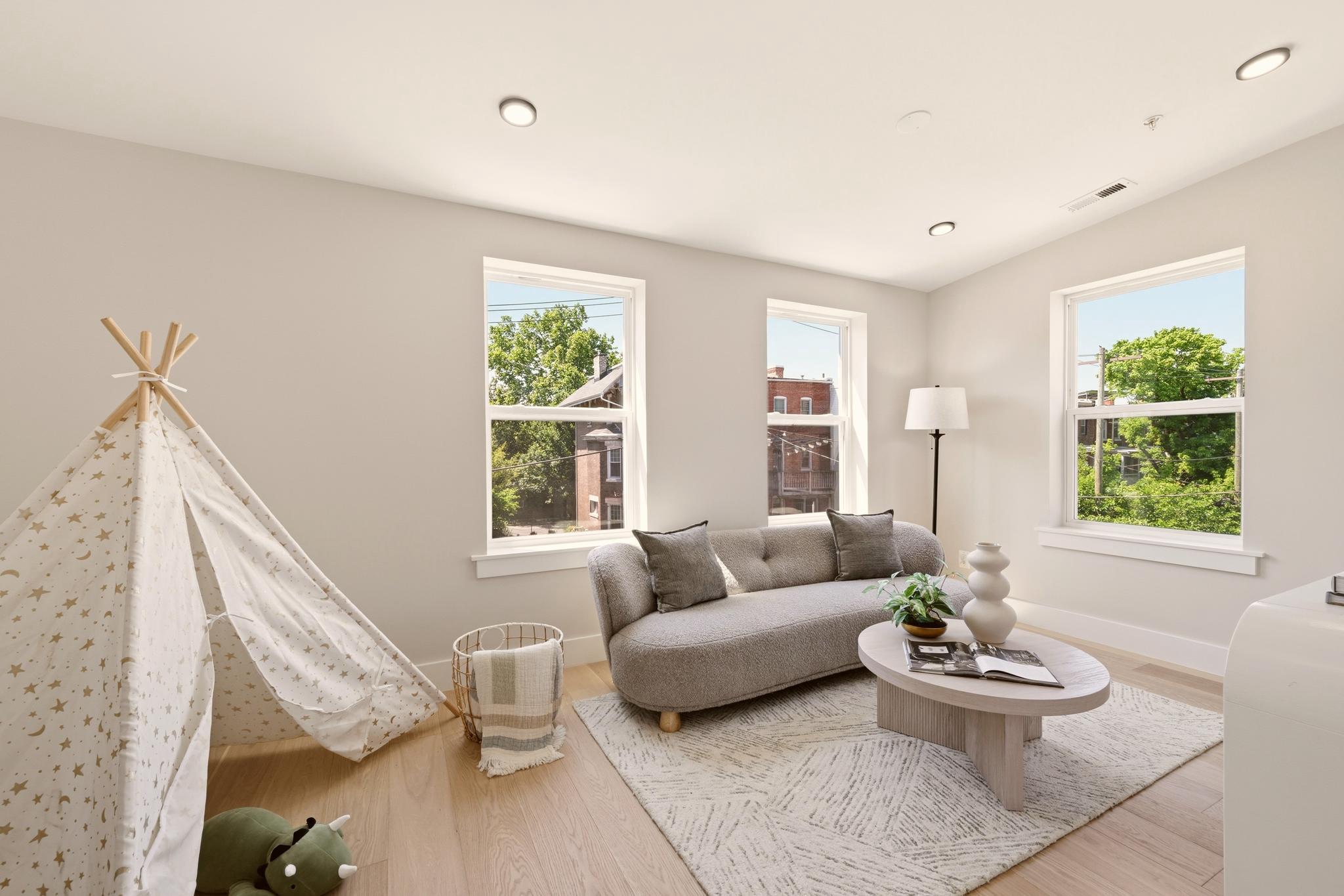  724 Rock Creek Church Road NW, Washington, DC, 20010 - 物件實景