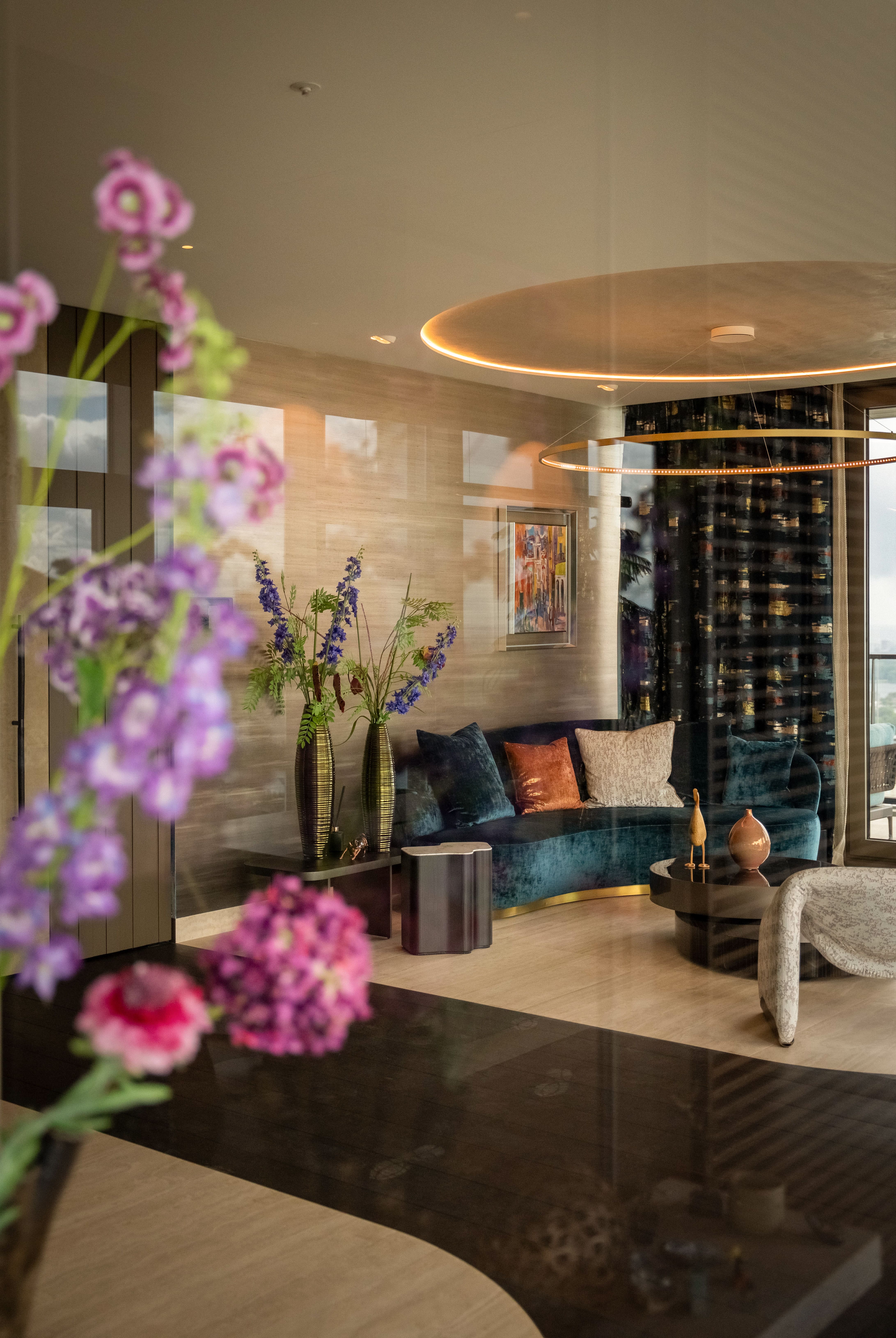  EEN BUITENGEWONE PENTHOUSE-RESIDENTIE MET TERRASSEN RONDOM EN EEN ADEMBENEMEND 3 - 物件實景