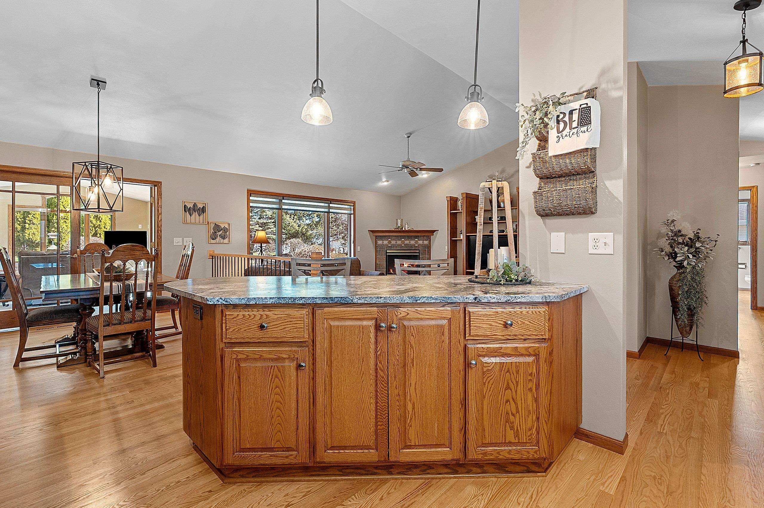 GREEN BAY, Wisconsin, 54313, United States, 4 Bedrooms Bedrooms, ,4 BathroomsBathrooms,Residential,For Sale,2048613
