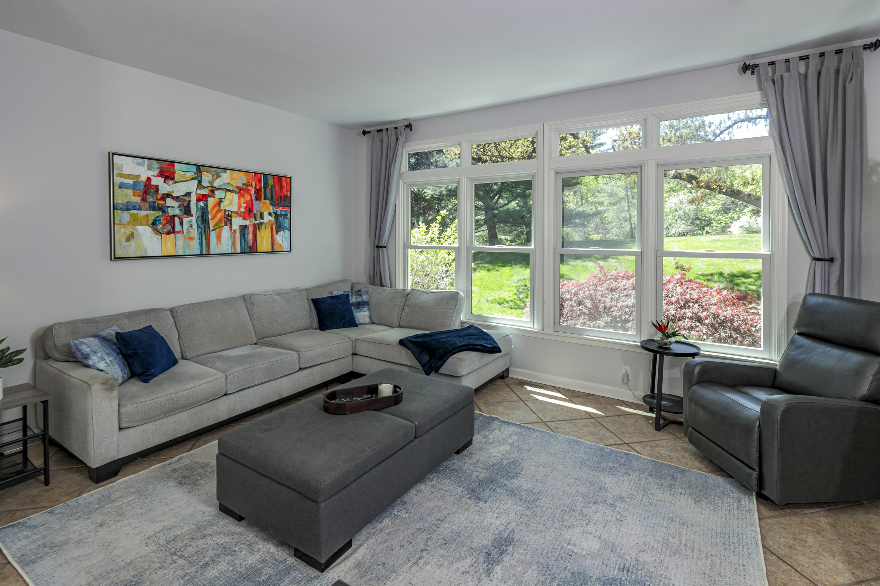  Largest End-Unit in Washington Oaks with Serene Views and Upgrades Galore - 物件實景