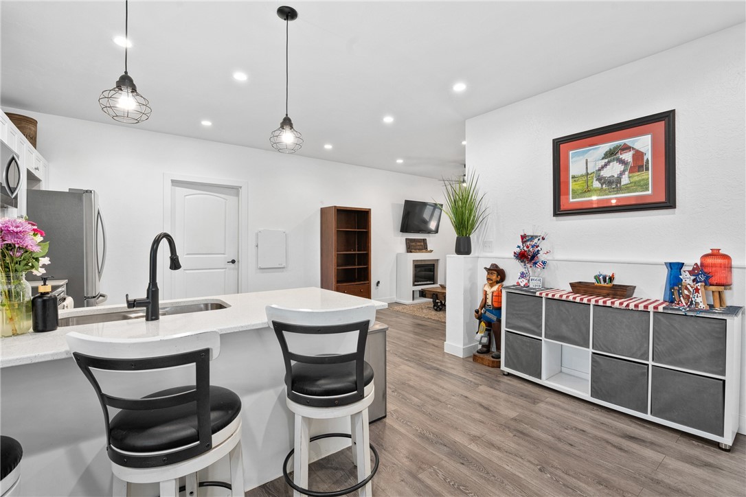 Cadott, Wisconsin, 54727, United States, 4 Bedrooms Bedrooms, ,3 BathroomsBathrooms,Residential,For Sale,1990945