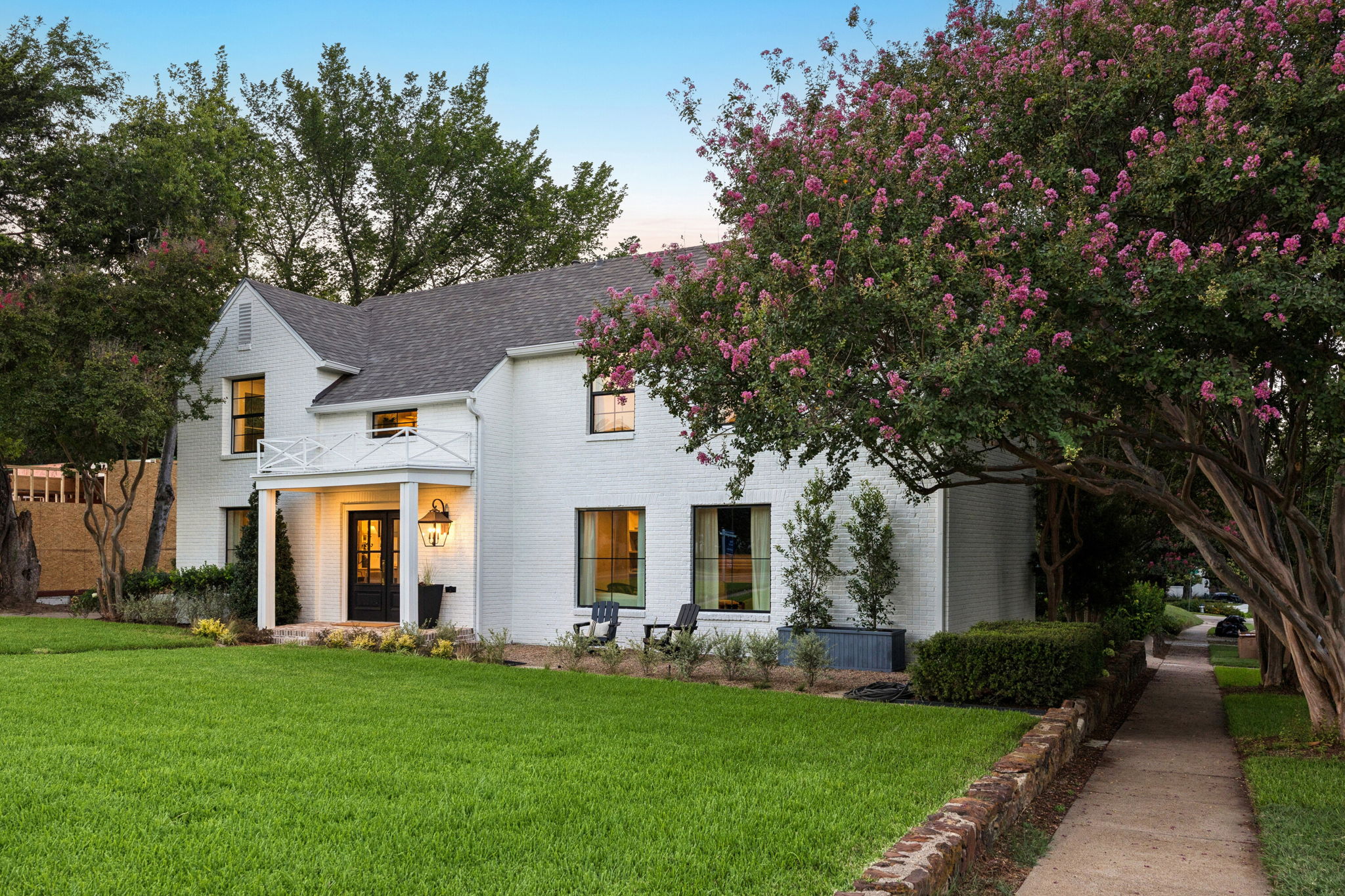  European Elegance Meets Timeless Lakewood Charm - 物件實景