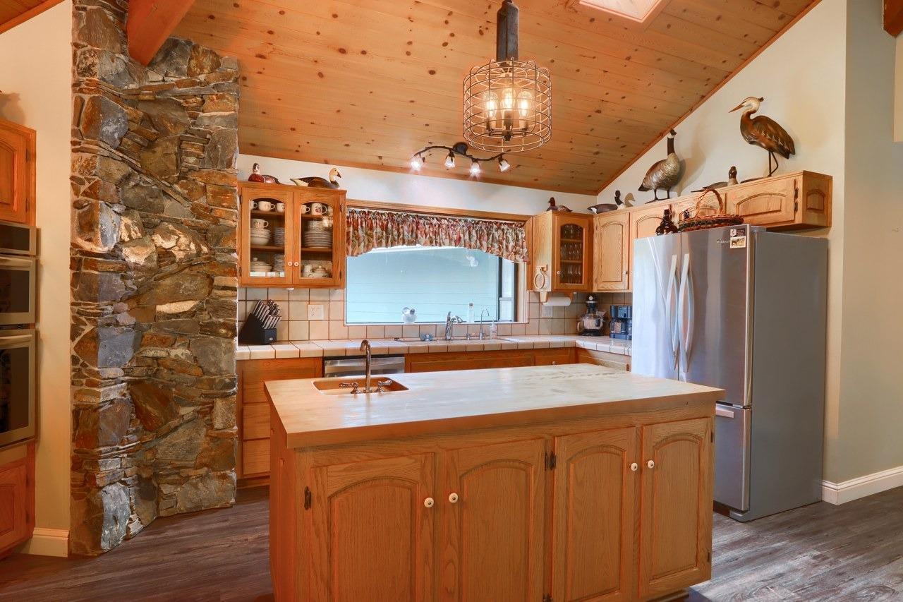 Ahwahnee, California, 93601, United States, 3 Bedrooms Bedrooms, ,2 BathroomsBathrooms,Residential,For Sale,1763270
