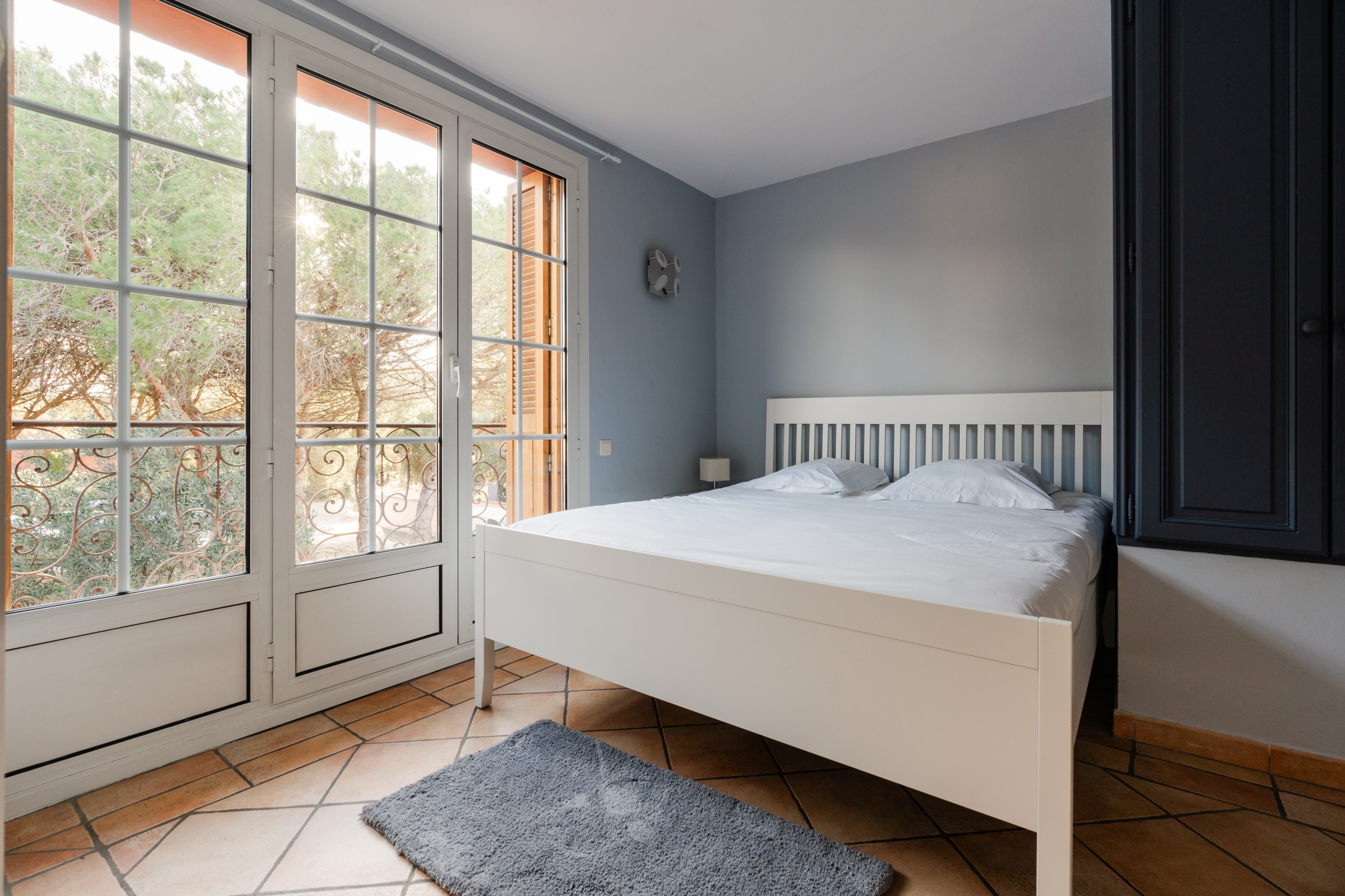  Exclusive : Charming renovated part of a domain on a tree-lined plot wih swimmi… - 物件實景