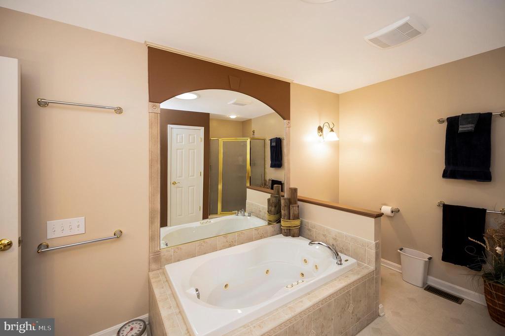 Locust Grove, Virginia, 22508, United States, 4 Bedrooms Bedrooms, ,4 BathroomsBathrooms,Residential,For Sale,1810650
