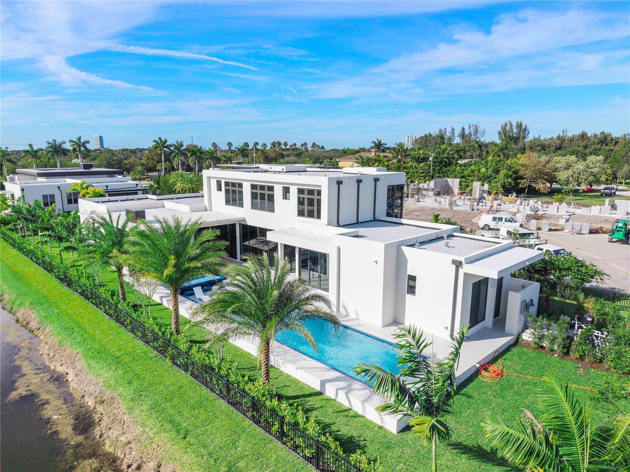 Plantation, Florida, 33323, United States, 6 Bedrooms Bedrooms, ,8 BathroomsBathrooms,Residential,For Sale,1984384