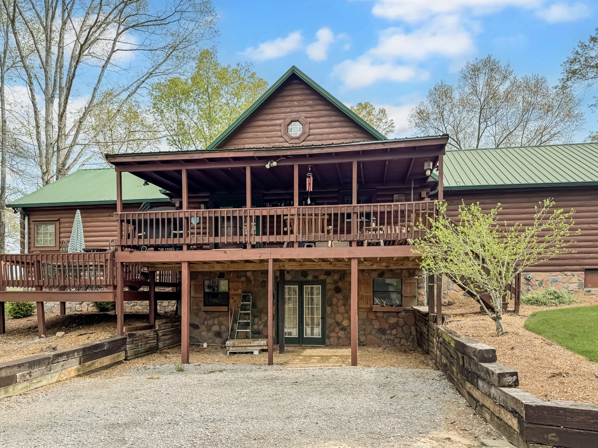 Dover, Tennessee, 37058, United States, 3 Bedrooms Bedrooms, ,3 BathroomsBathrooms,Residential,For Sale,1935752