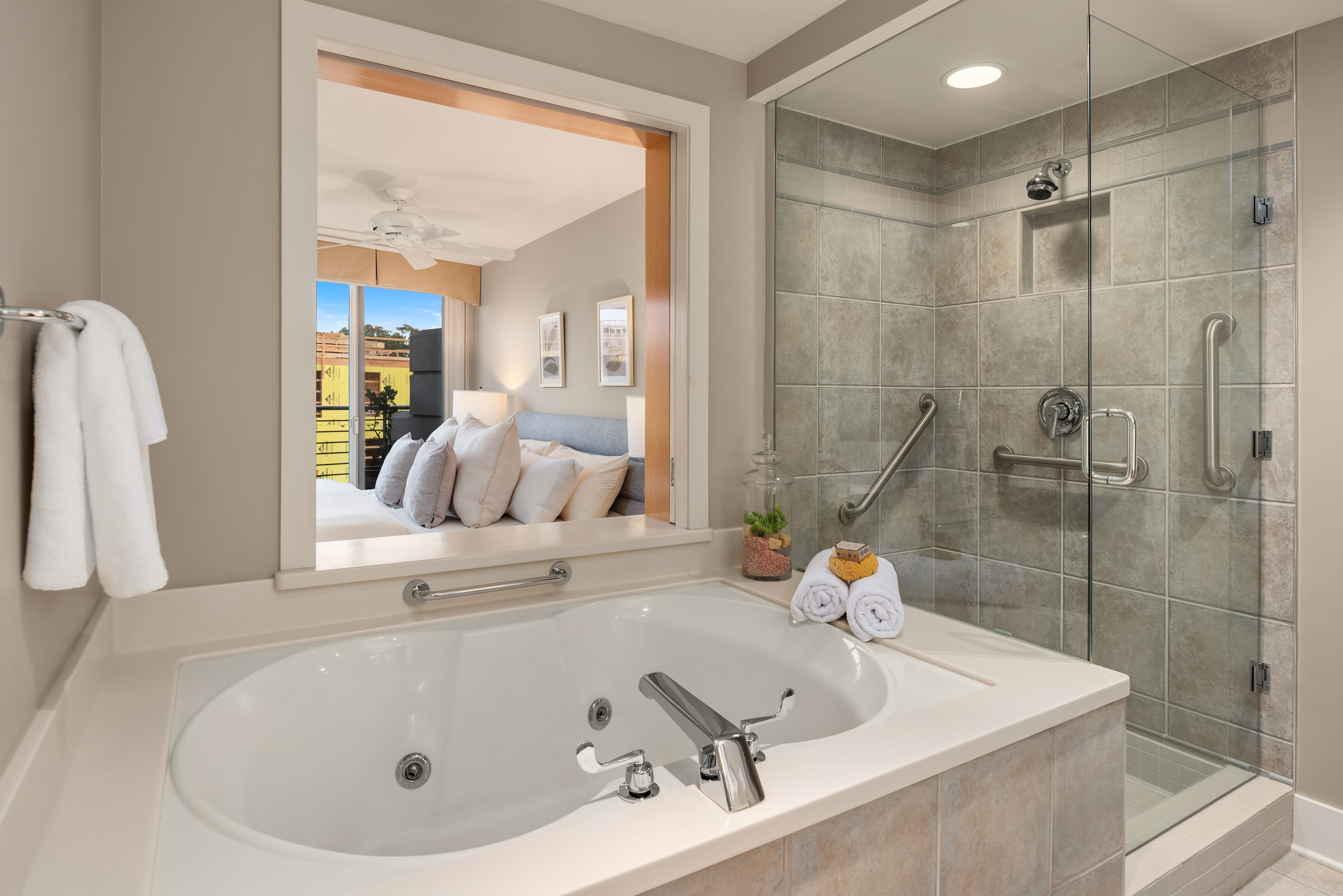  136 Central Wy Unit #304, Kirkland, WA 98033 - 物件實景