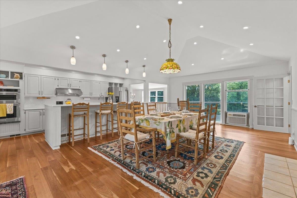 Stowe, Vermont, 05672, United States, 4 Bedrooms Bedrooms, ,3 BathroomsBathrooms,Residential,For Sale,1890997