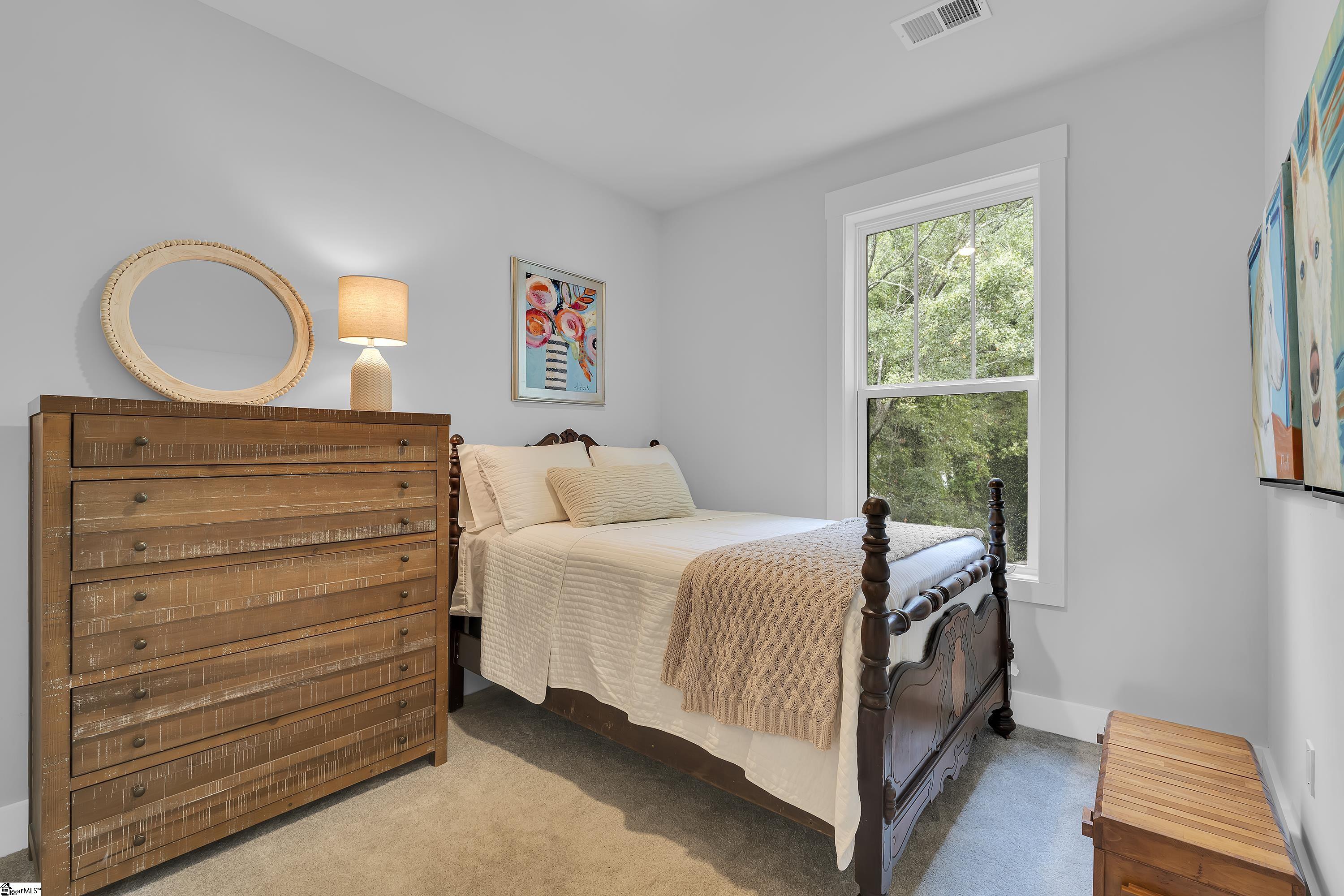 Greenville, South Carolina, 29605, United States, 3 Bedrooms Bedrooms, ,4 BathroomsBathrooms,Residential,For Sale,1958352