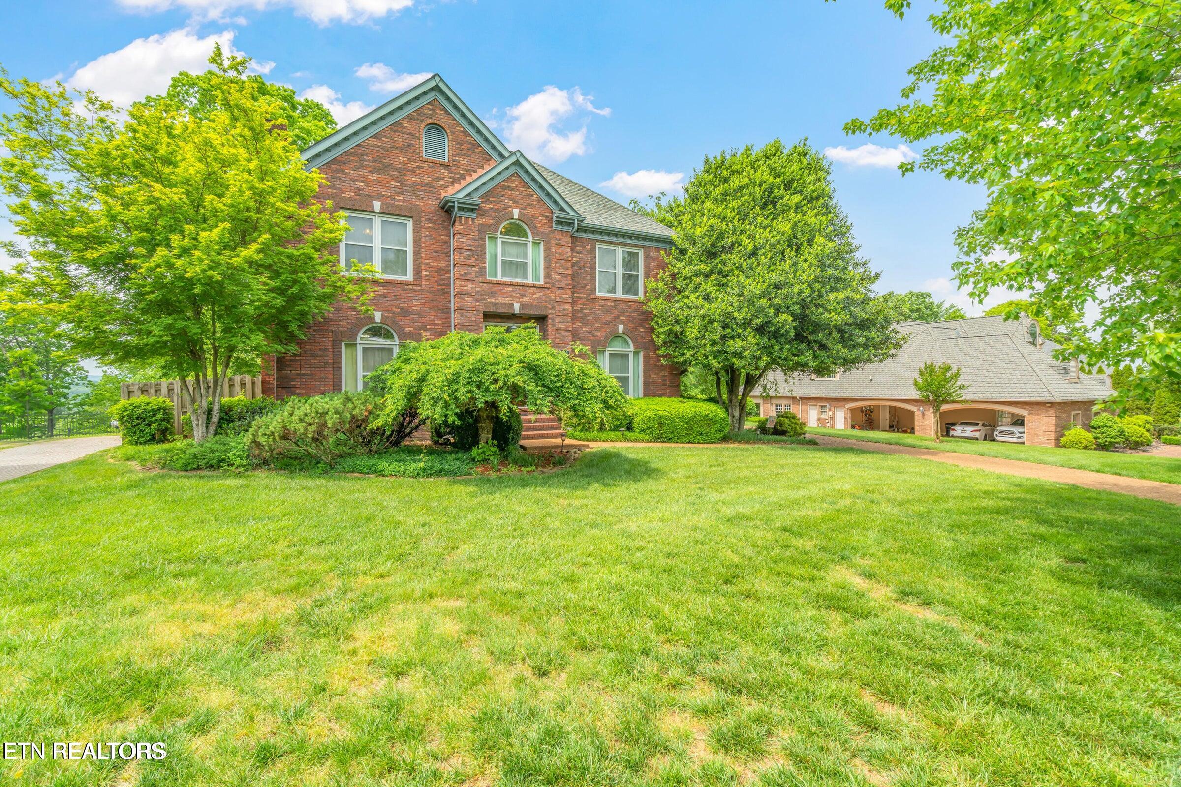 Kingston, Tennessee, 37763, United States, 3 Bedrooms Bedrooms, ,3 BathroomsBathrooms,Residential,For Sale,1897842