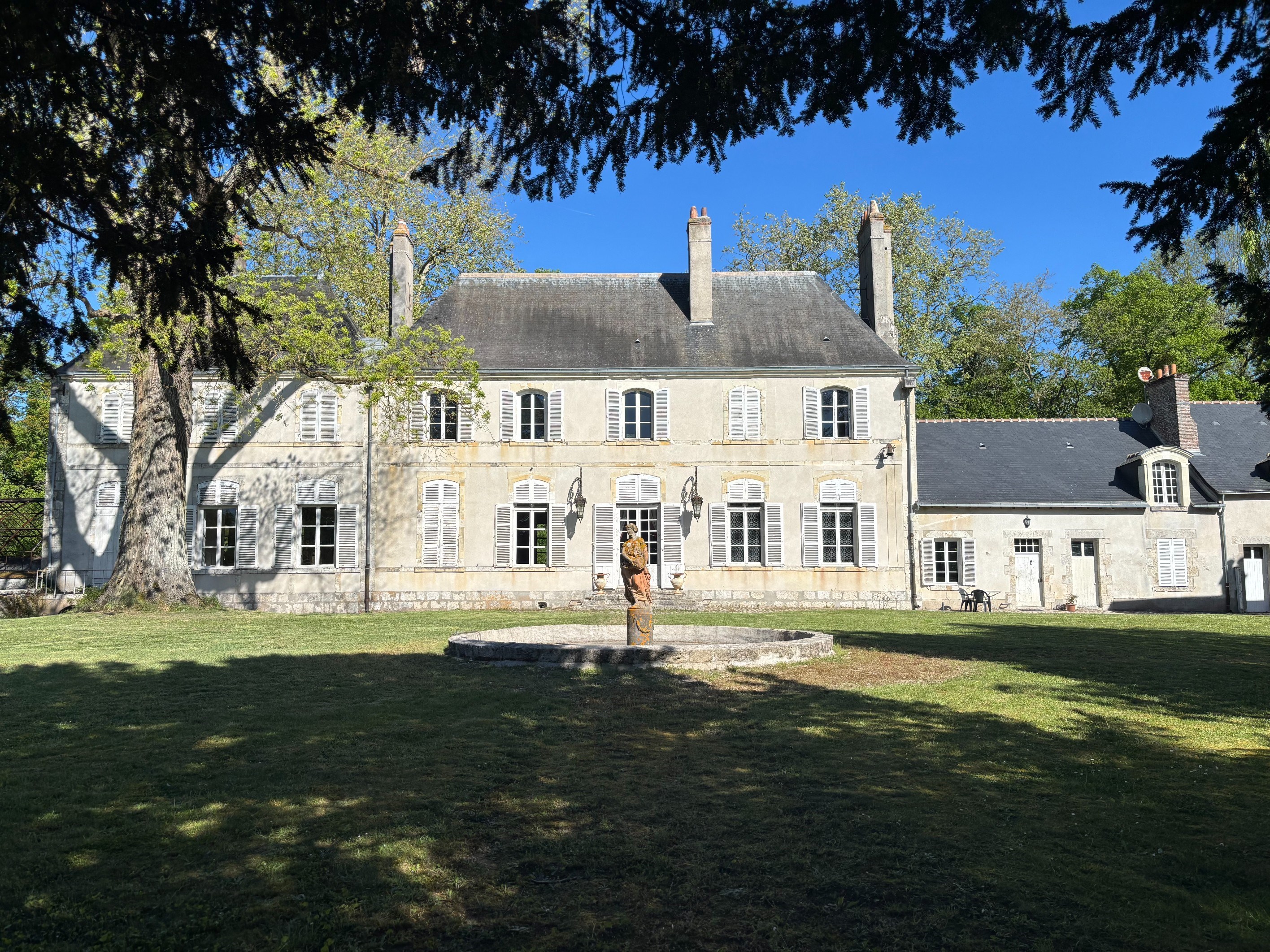  EXCLUSIVE – CHARACTER PROPERTY WITH MOAT – LOIRE VALLEY - 物件實景