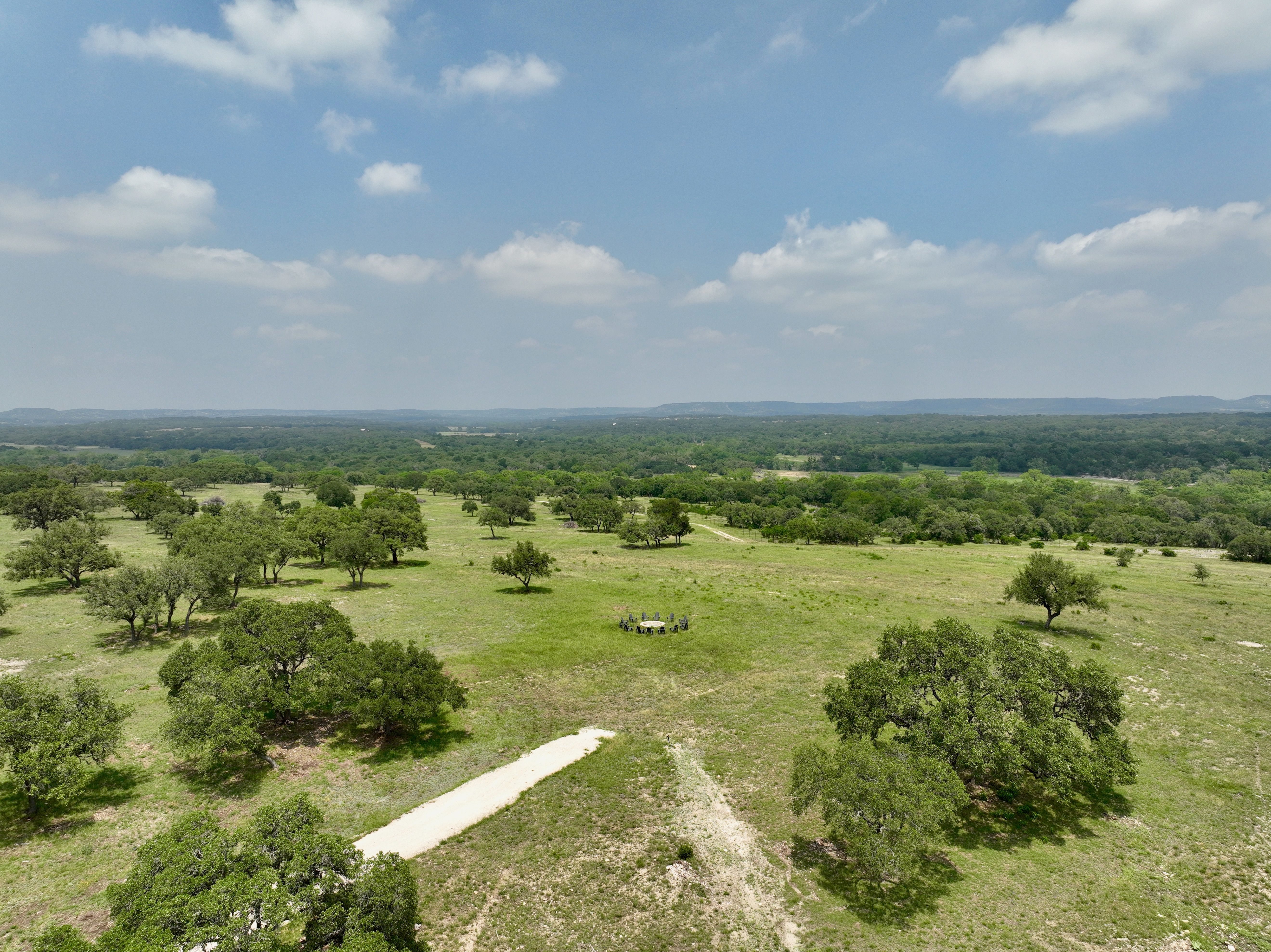  Rolling Oaks Ranch: The Pinnacle of Private Estate Living - 物件實景