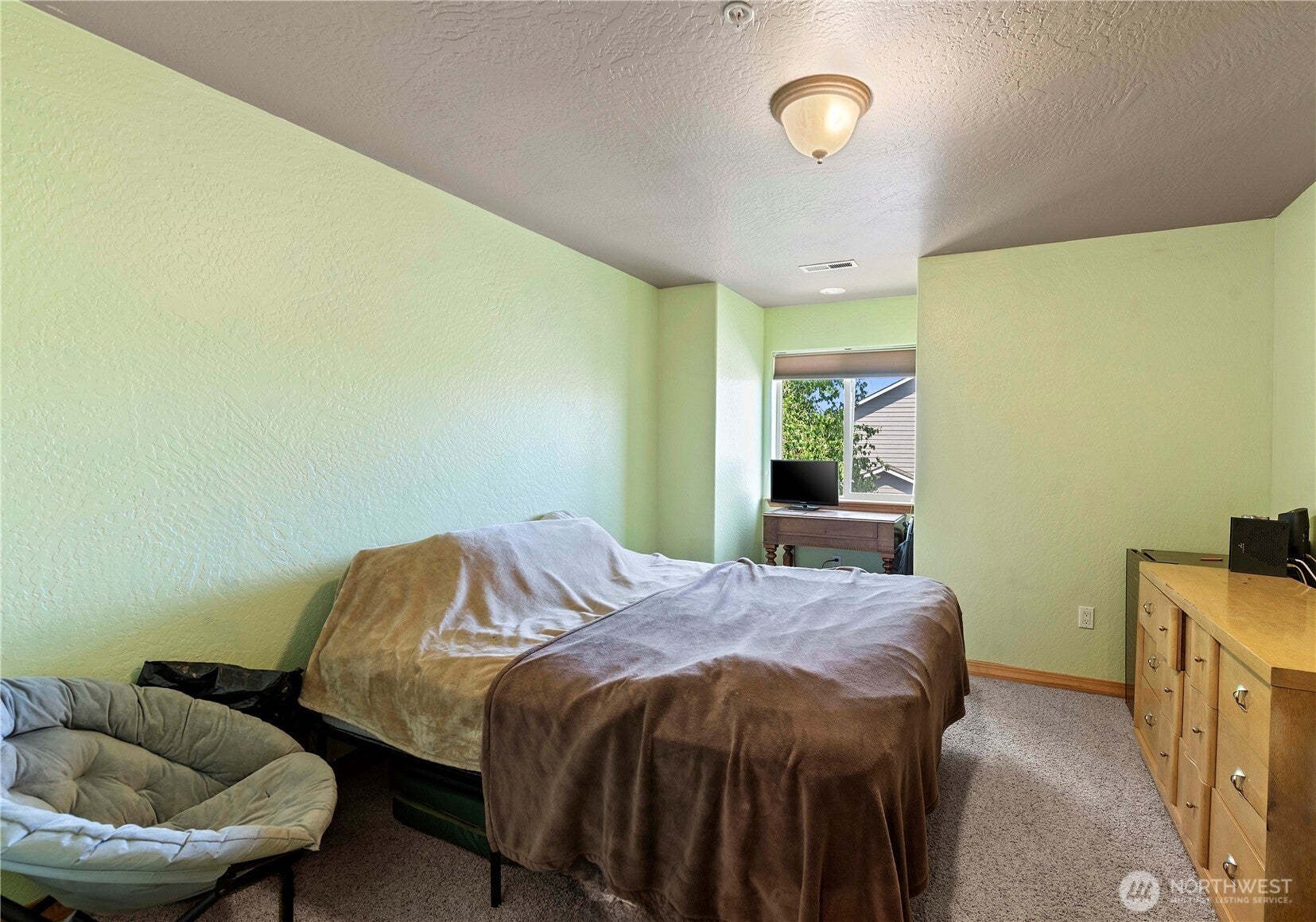 East Wenatchee, Washington, 98802, United States, 3 Bedrooms Bedrooms, ,3 BathroomsBathrooms,Residential,For Sale,1805668