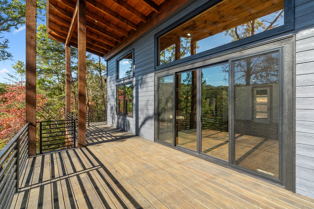 Mineral Bluff, Georgia, 30559, United States, 3 Bedrooms Bedrooms, ,3 BathroomsBathrooms,Residential,For Sale,1984301