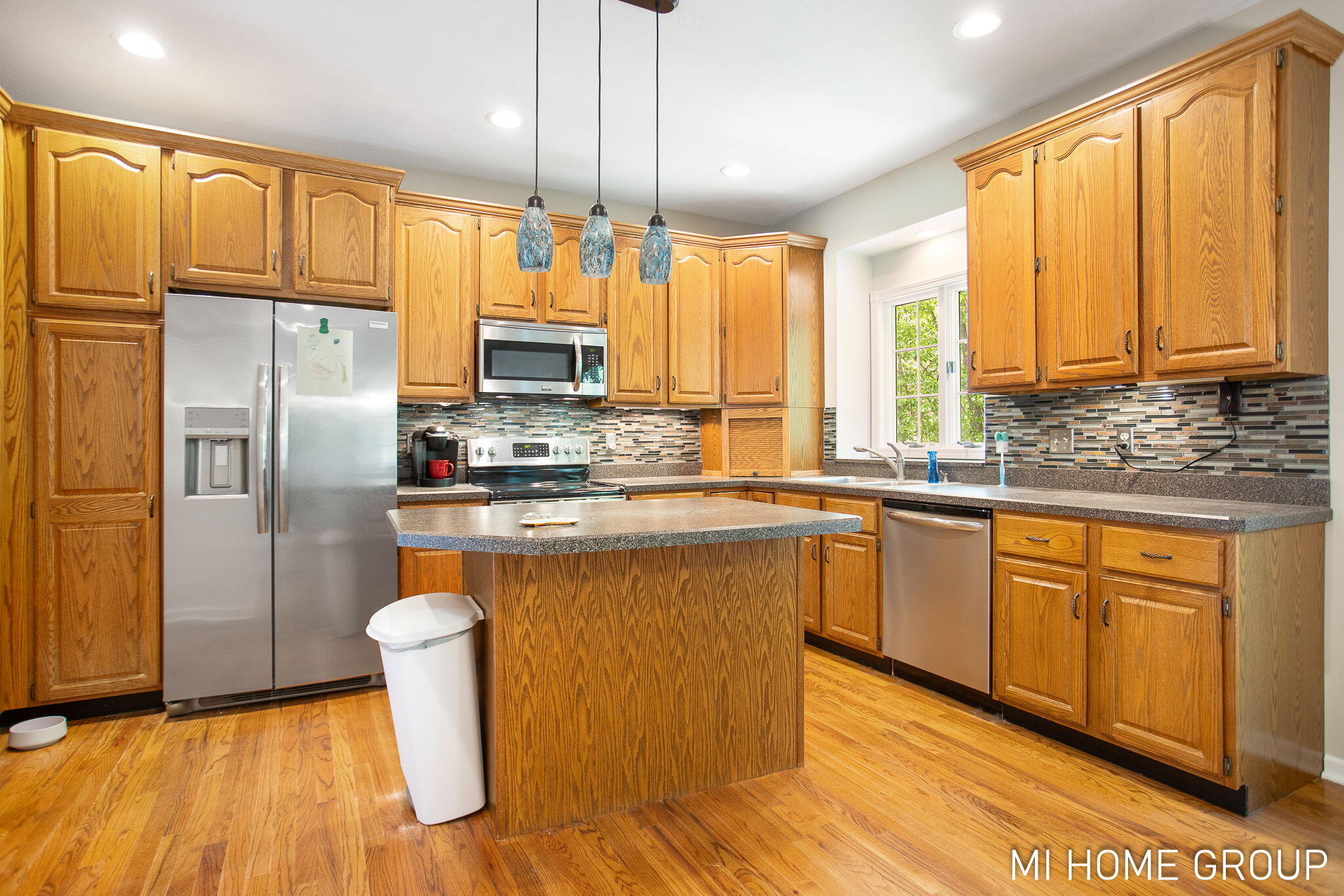 Holland, Michigan, 49424, United States, 4 Bedrooms Bedrooms, ,3 BathroomsBathrooms,Residential,For Sale,1849083