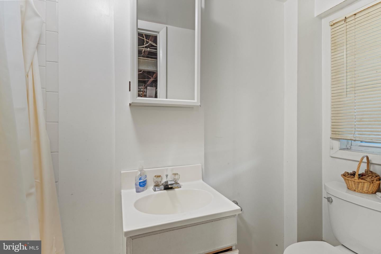 WASHINGTON, District of Columbia, 20011, United States, 3 Bedrooms Bedrooms, ,2 BathroomsBathrooms,Residential,For Sale,1962955