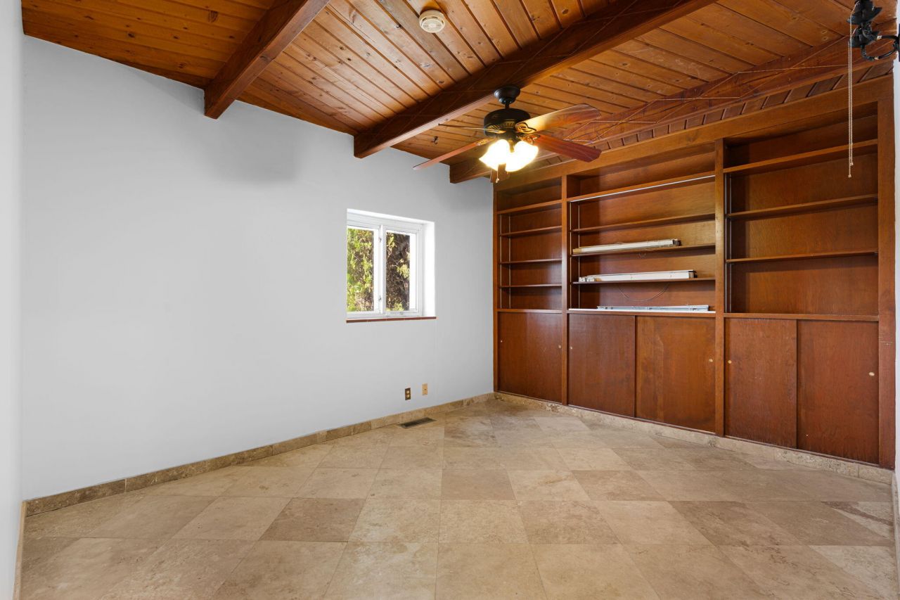 Albuquerque, New Mexico, 87106, United States, 4 Bedrooms Bedrooms, ,5 BathroomsBathrooms,Residential,For Sale,1896146