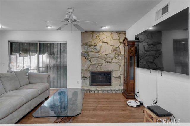 Whittier, California, 90601, United States, 3 Bedrooms Bedrooms, ,2 BathroomsBathrooms,Residential,For Sale,1983277