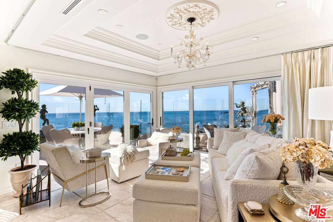 Malibu, California, 90265, United States, 3 Bedrooms Bedrooms, ,3 BathroomsBathrooms,Residential,For Sale,1989426