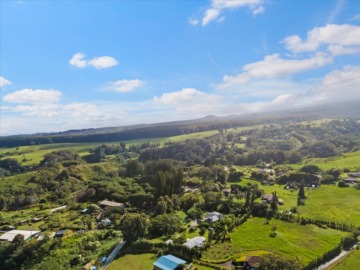 Haiku, Hawaii, 97608, United States, 3 Bedrooms Bedrooms, ,2 BathroomsBathrooms,Residential,For Sale,1979886