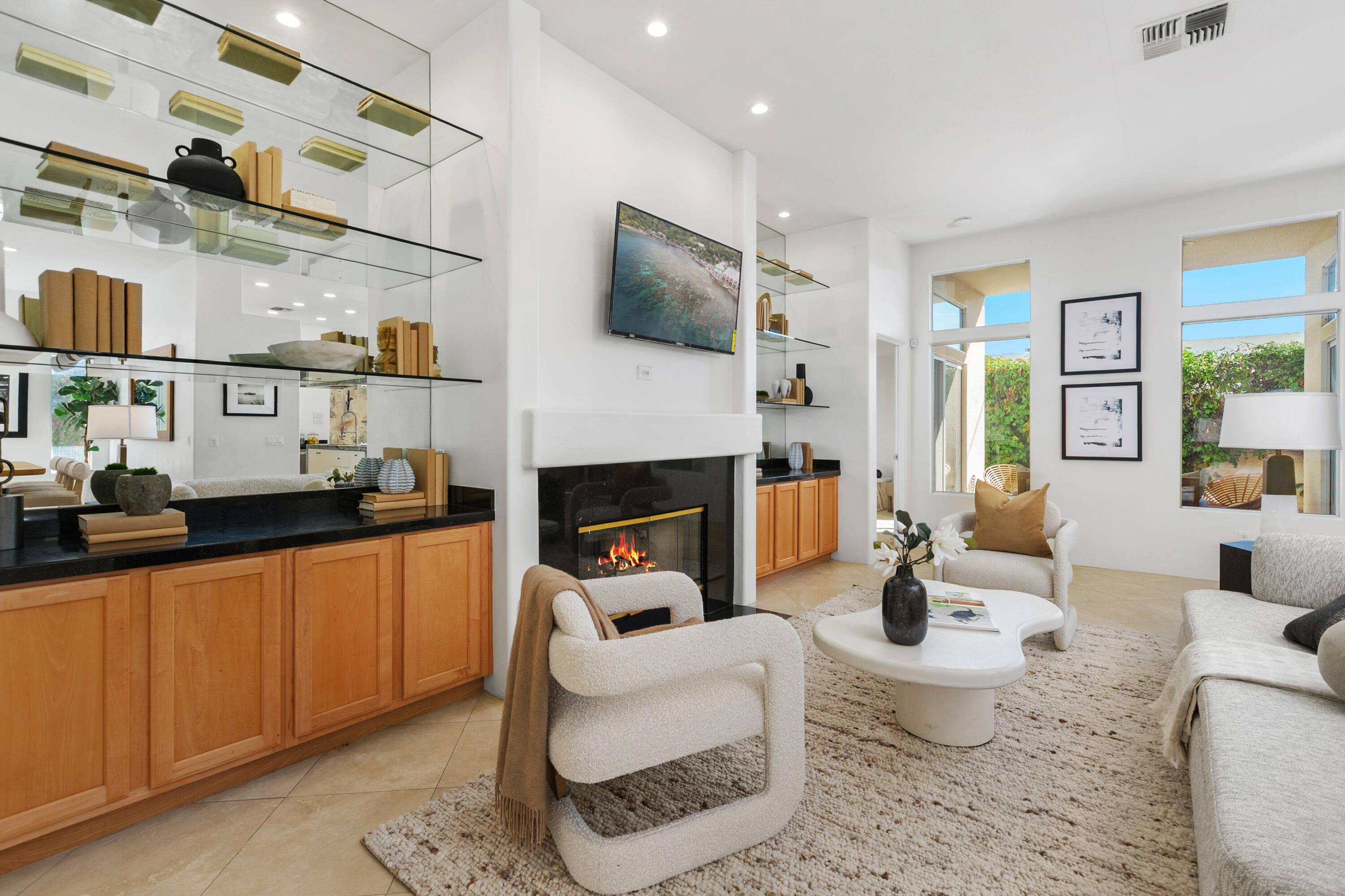 La Quinta, California, 92253, United States, 4 Bedrooms Bedrooms, ,1 BathroomBathrooms,Residential,For Sale,1999091